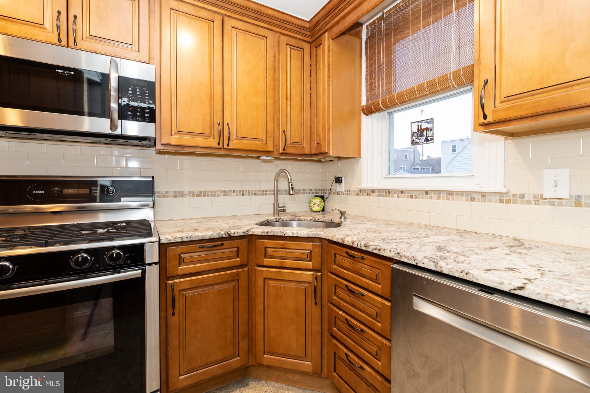 MANOA - Residential Lease