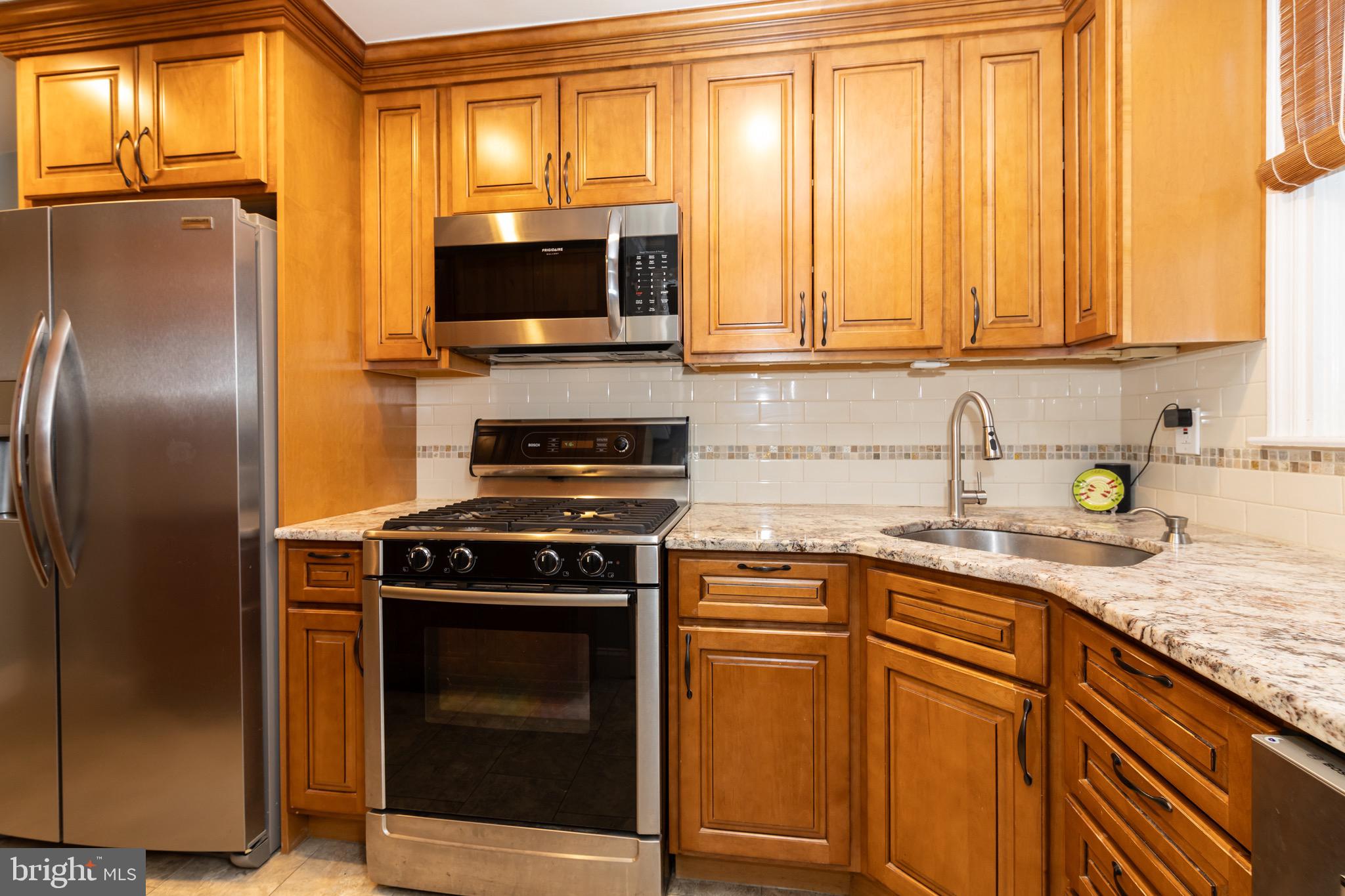 MANOA - Residential Lease