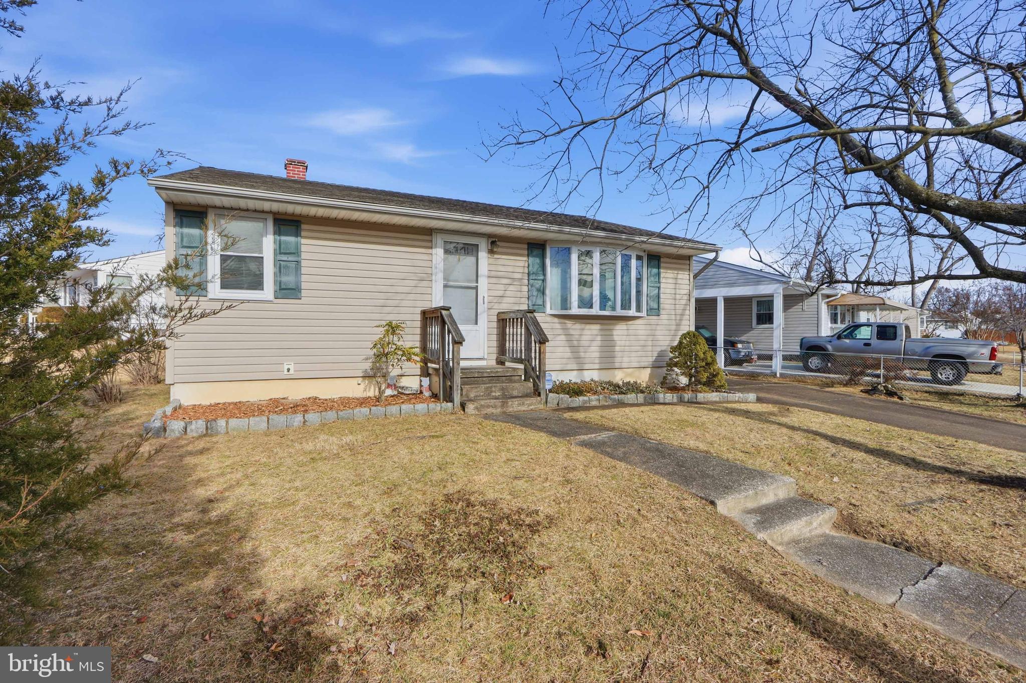 812 CEDAR BRANCH DRIVE