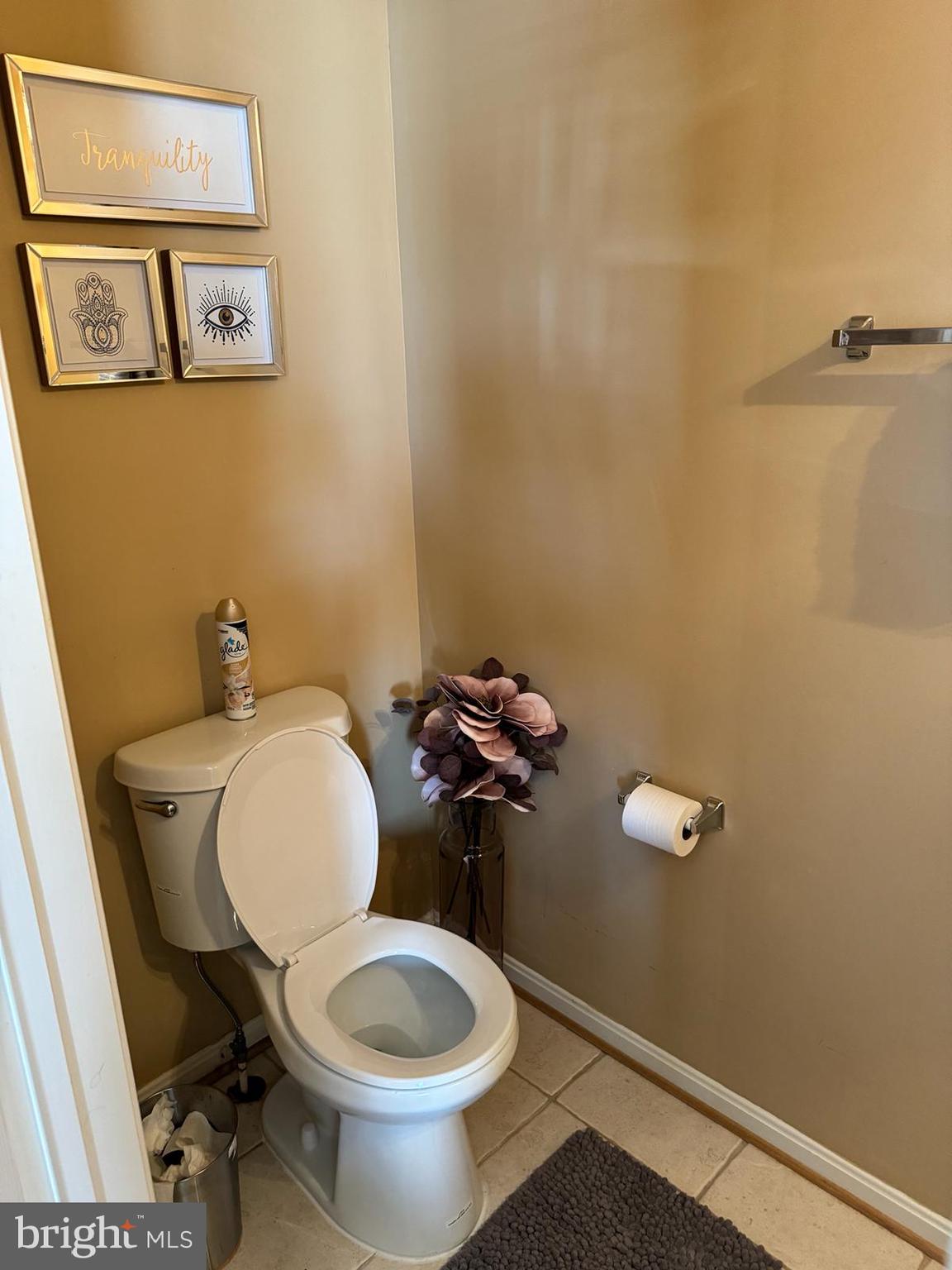 ASHBROOK VILLAGE - Residential Lease