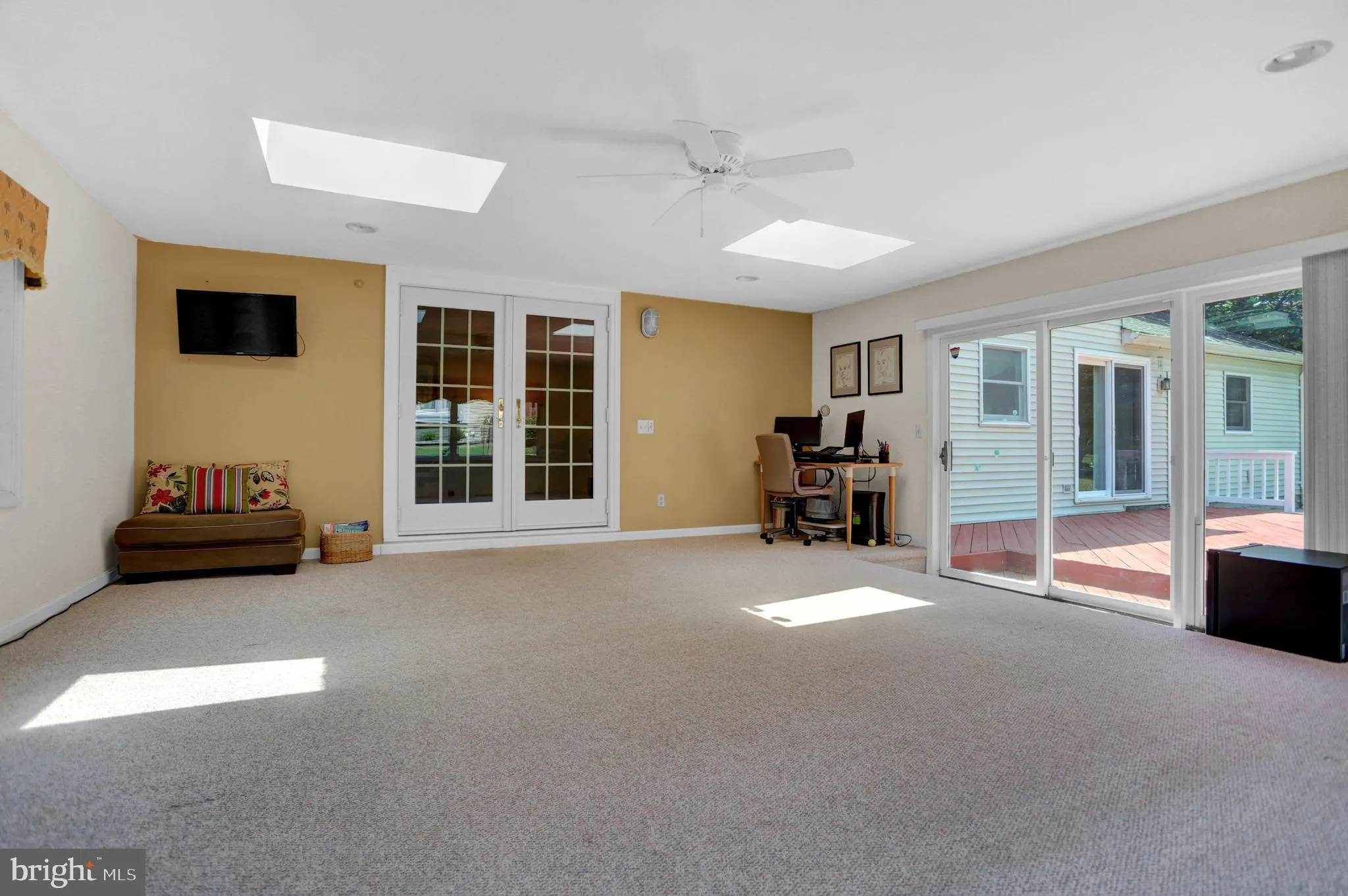 Lutherville Timonium, Maryland 21093, United States, 4 Bedrooms Bedrooms, ,4 BathroomsBathrooms,Residential,Coming Soon,162999