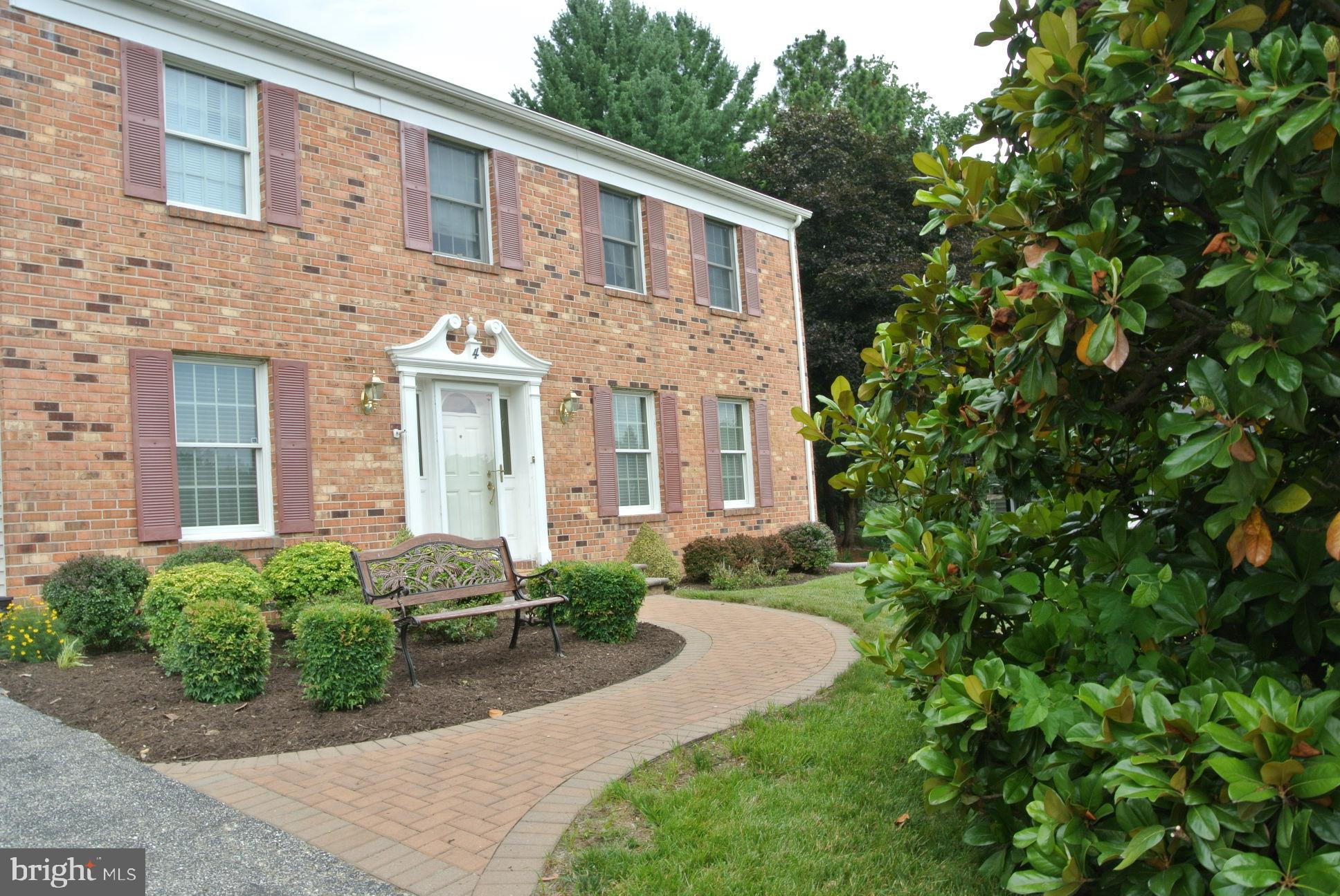 4 TEANECK COURT