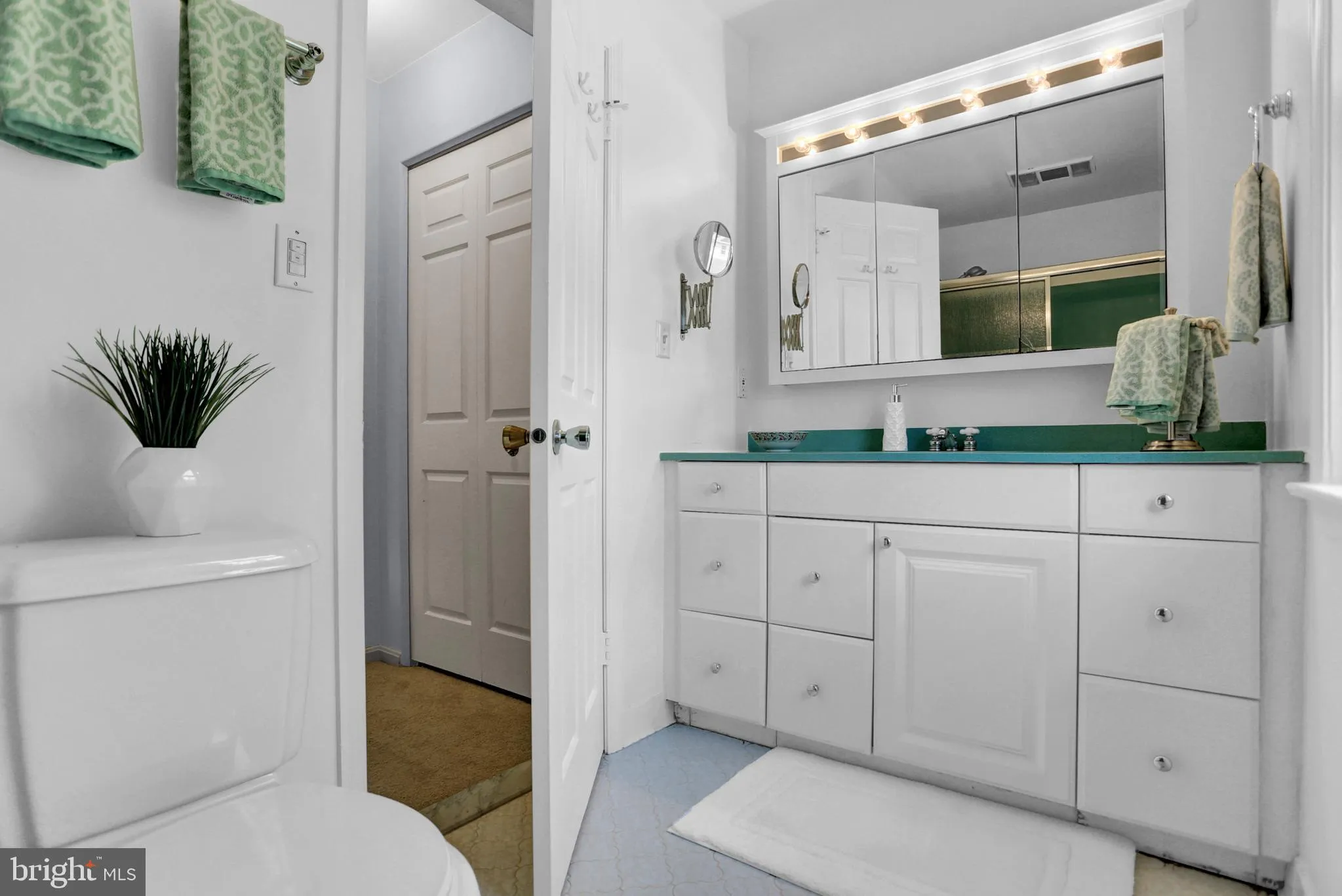 Lutherville Timonium, Maryland 21093, United States, 4 Bedrooms Bedrooms, ,4 BathroomsBathrooms,Residential,Coming Soon,162999