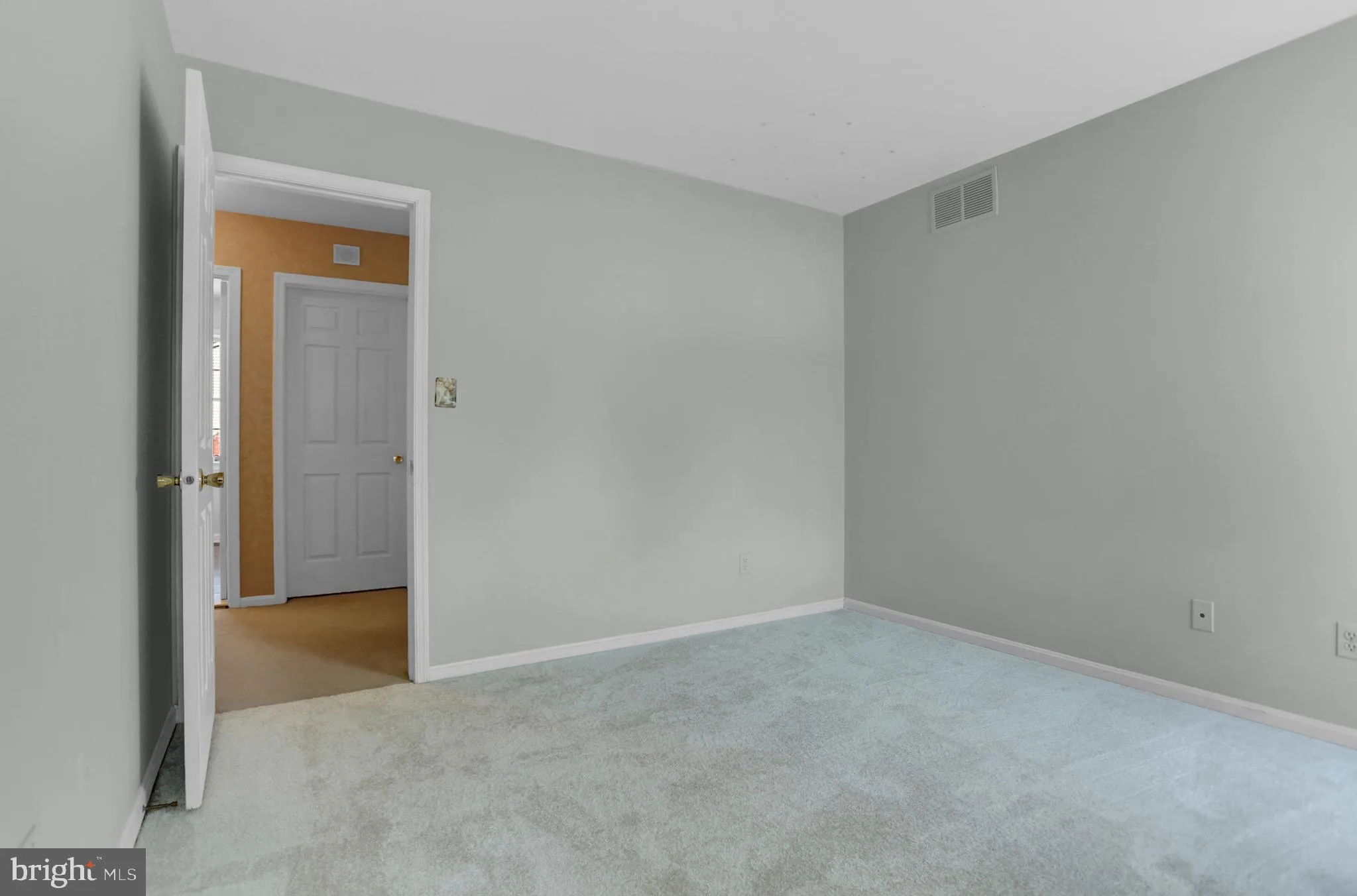 Lutherville Timonium, Maryland 21093, United States, 4 Bedrooms Bedrooms, ,4 BathroomsBathrooms,Residential,Coming Soon,162999