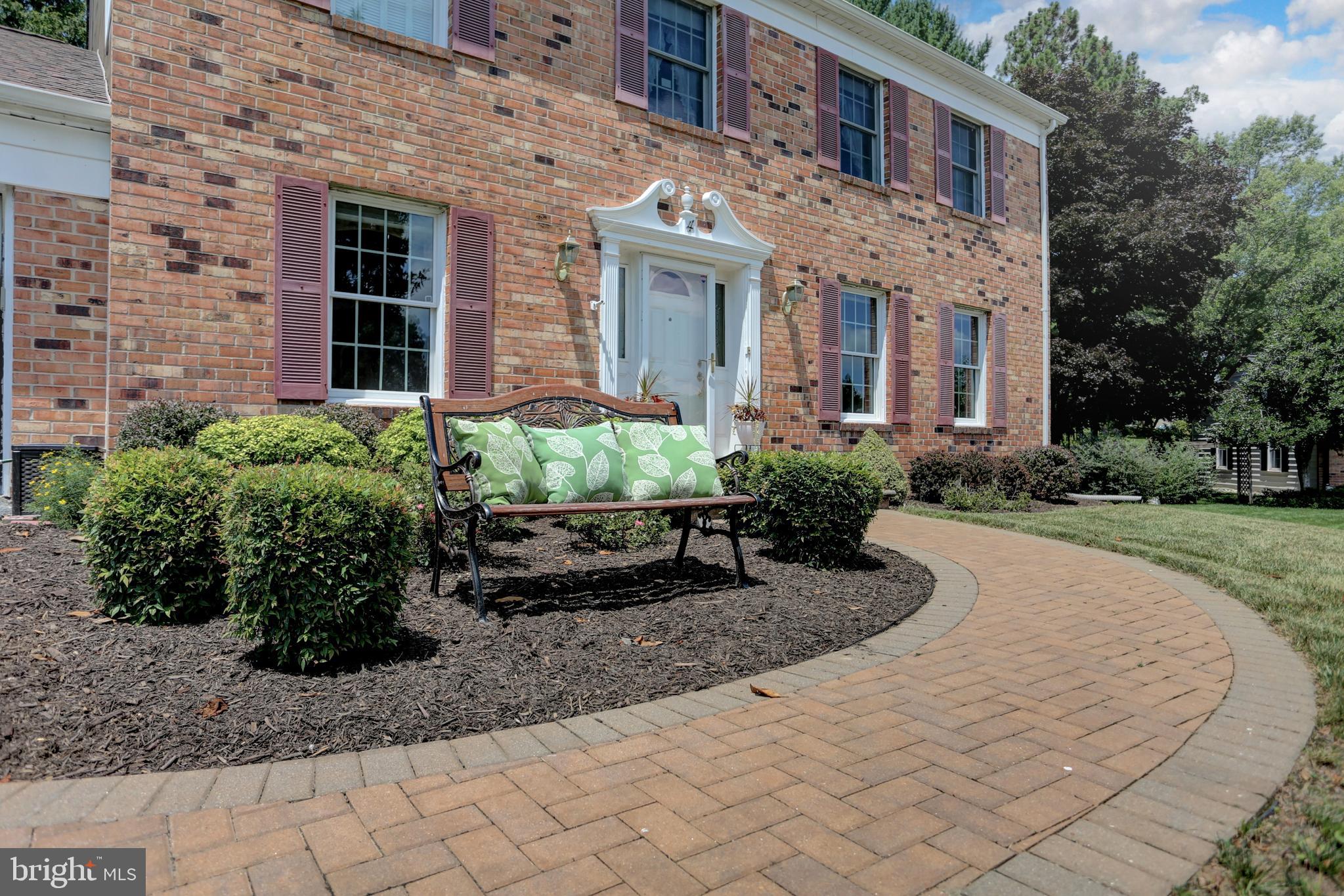 4 TEANECK COURT