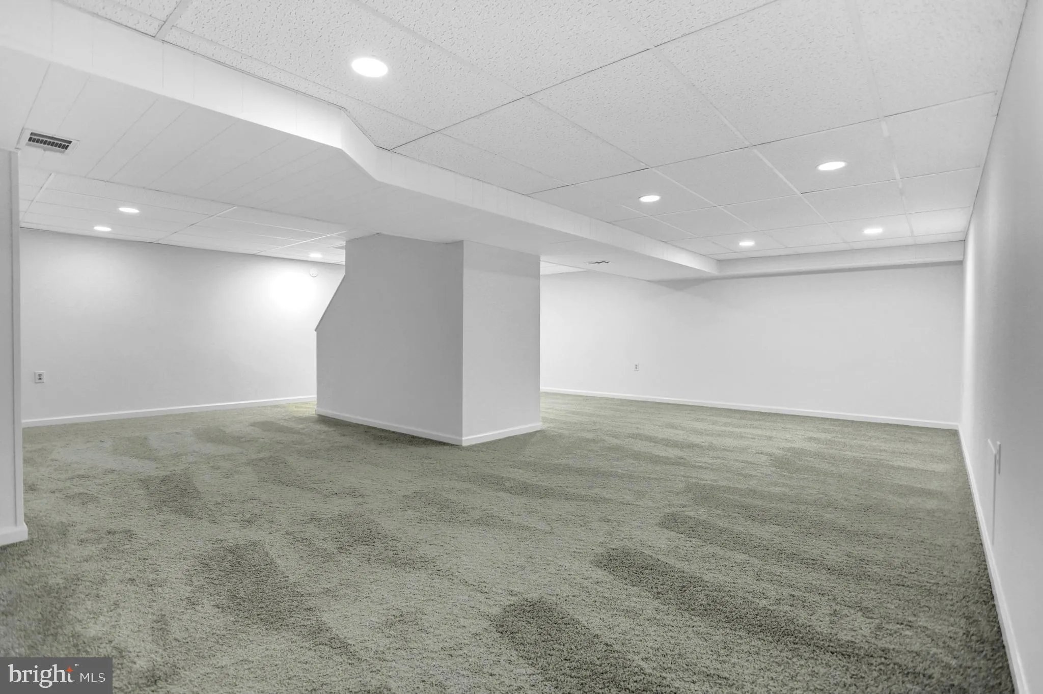 Lutherville Timonium, Maryland 21093, United States, 4 Bedrooms Bedrooms, ,4 BathroomsBathrooms,Residential,Coming Soon,162999