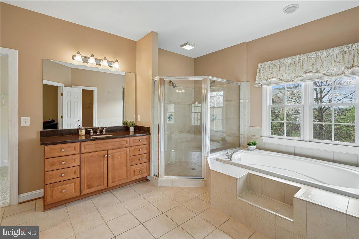 BROADOAK - Residential