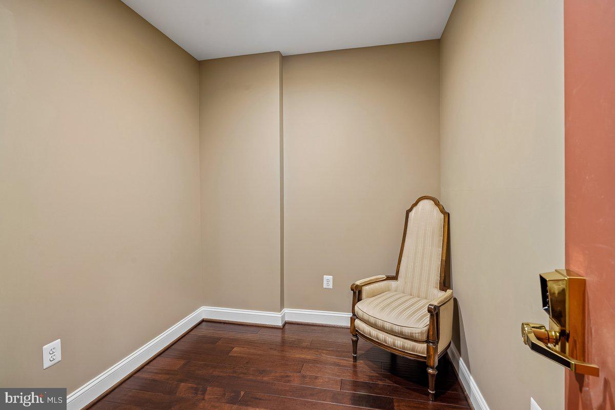 BROADOAK - Residential