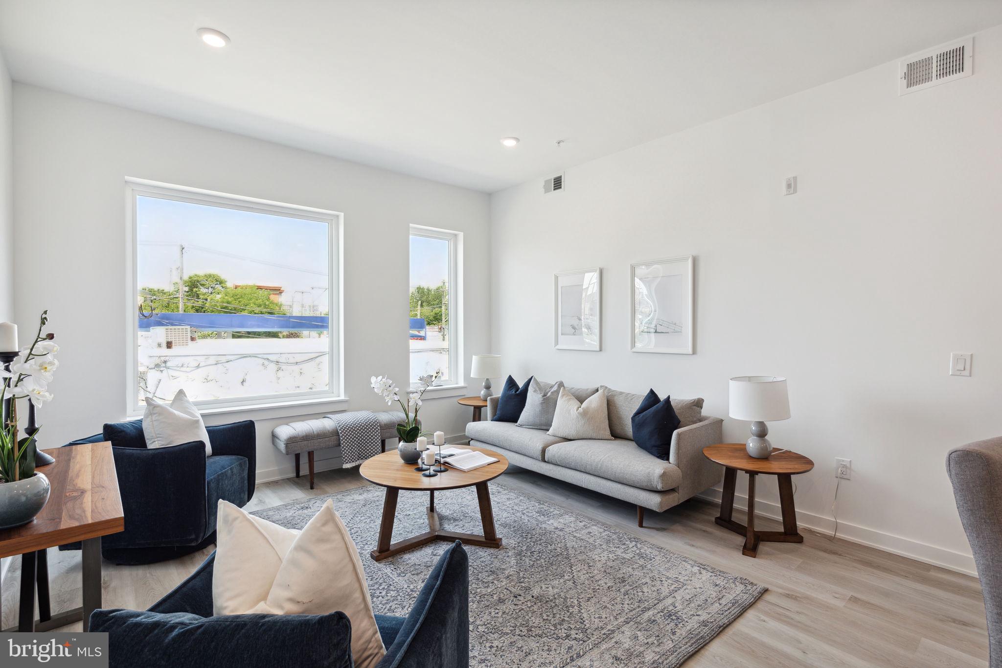 EAST KENSINGTON - Residential Lease