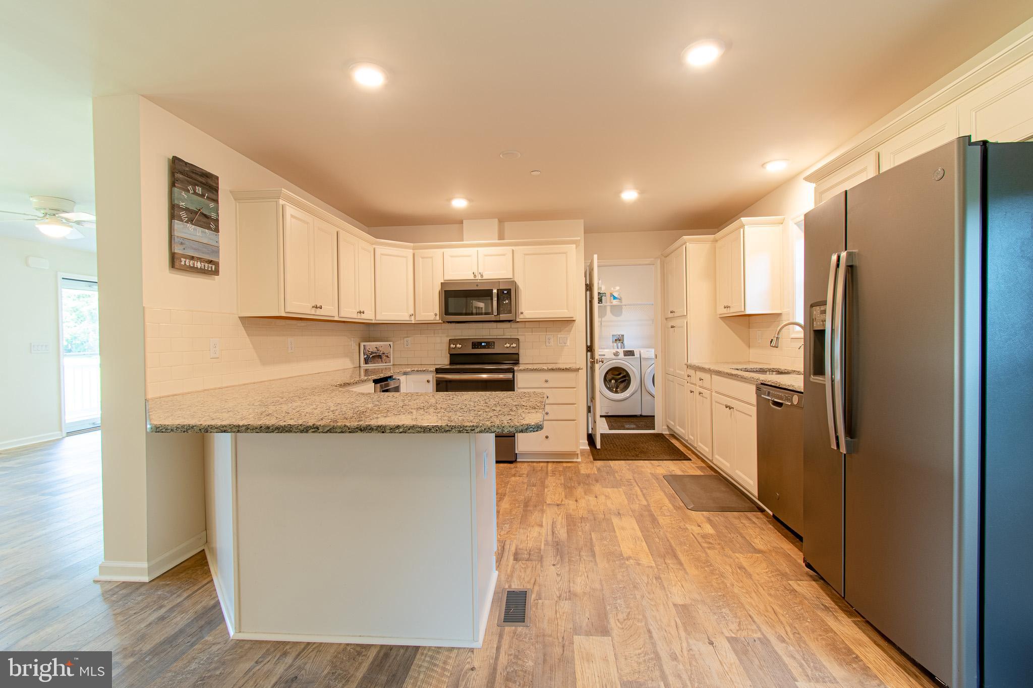 SHERWOOD LANDING - Residential