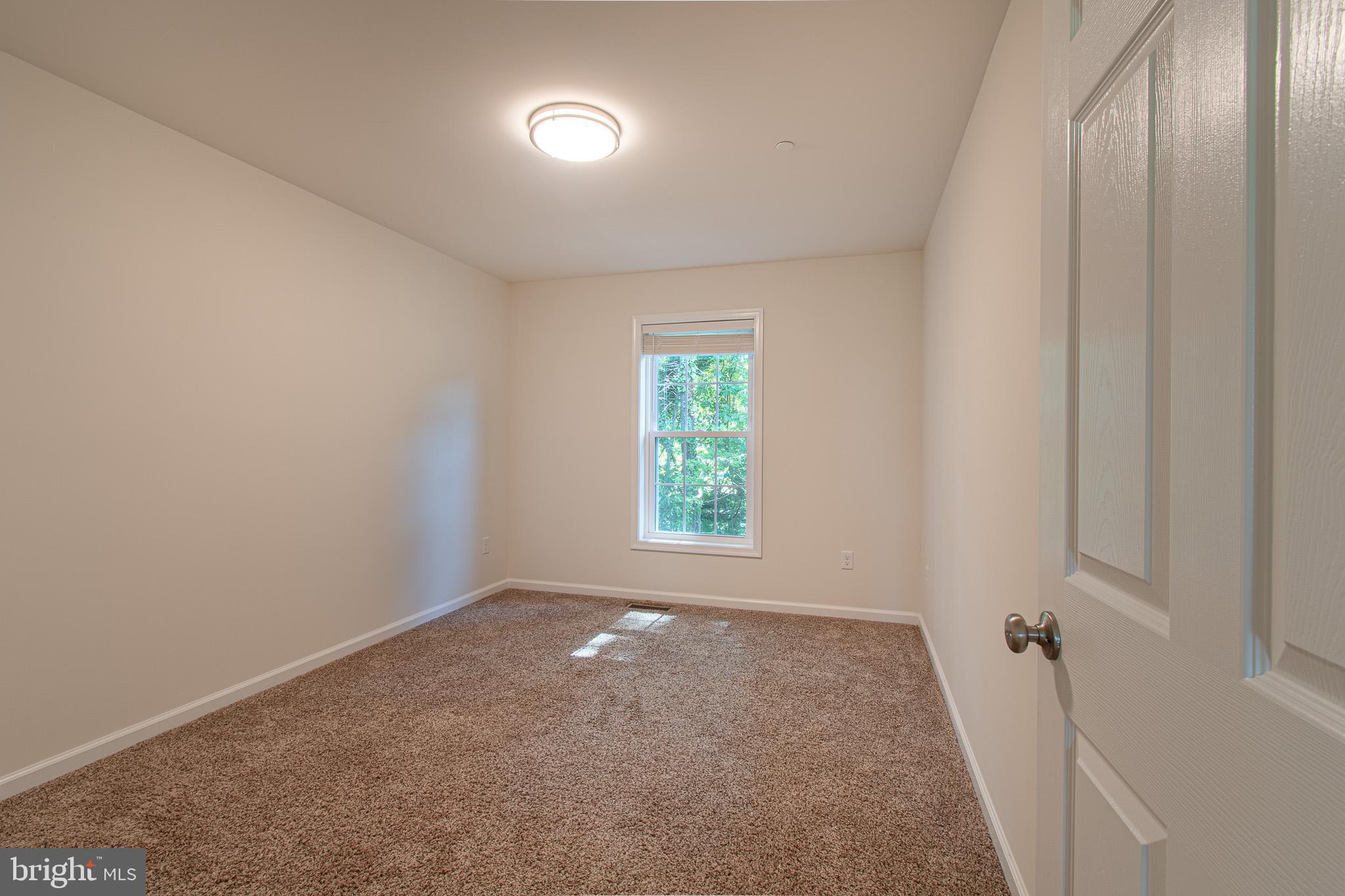 SHERWOOD LANDING - Residential