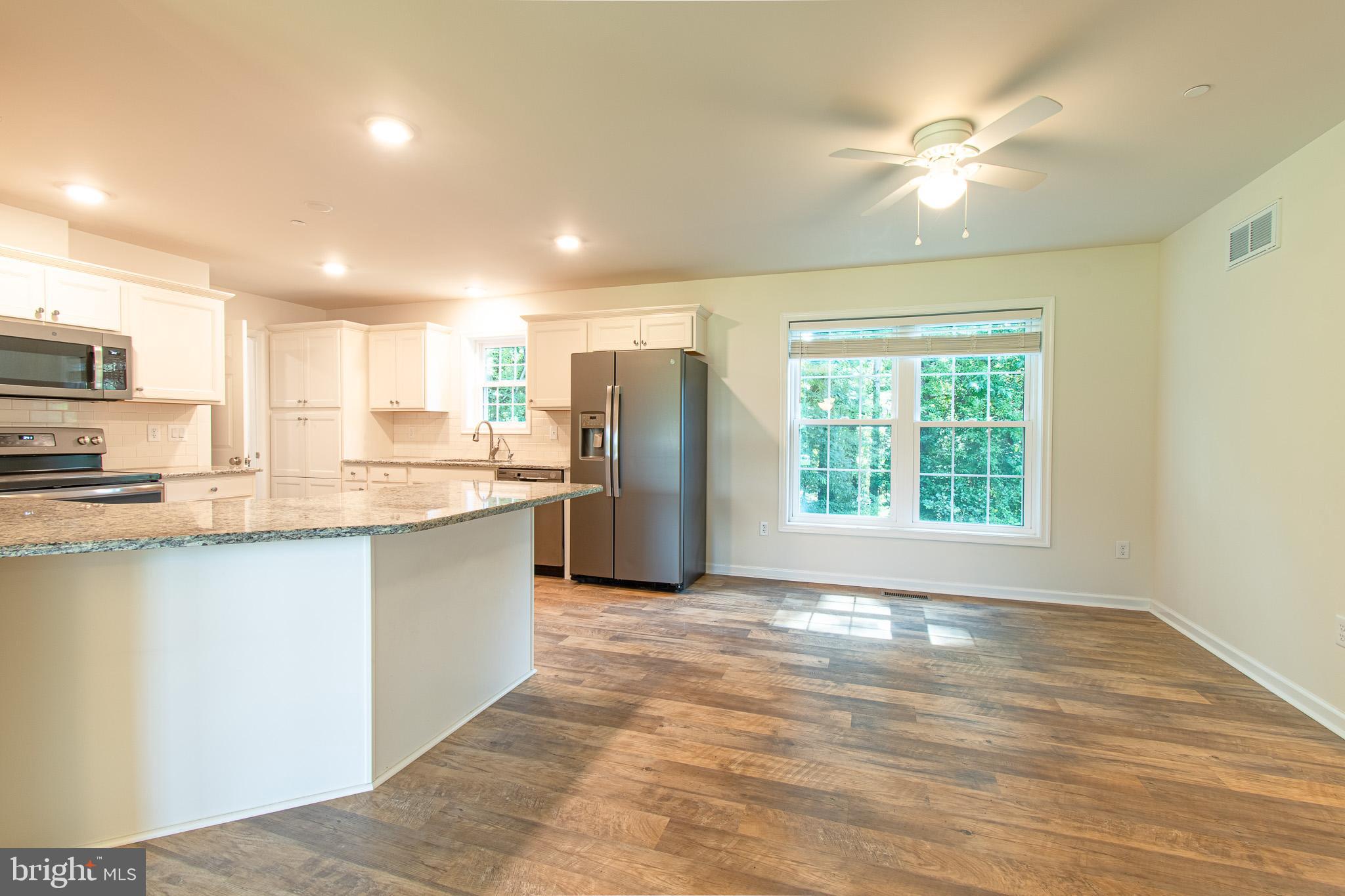 SHERWOOD LANDING - Residential