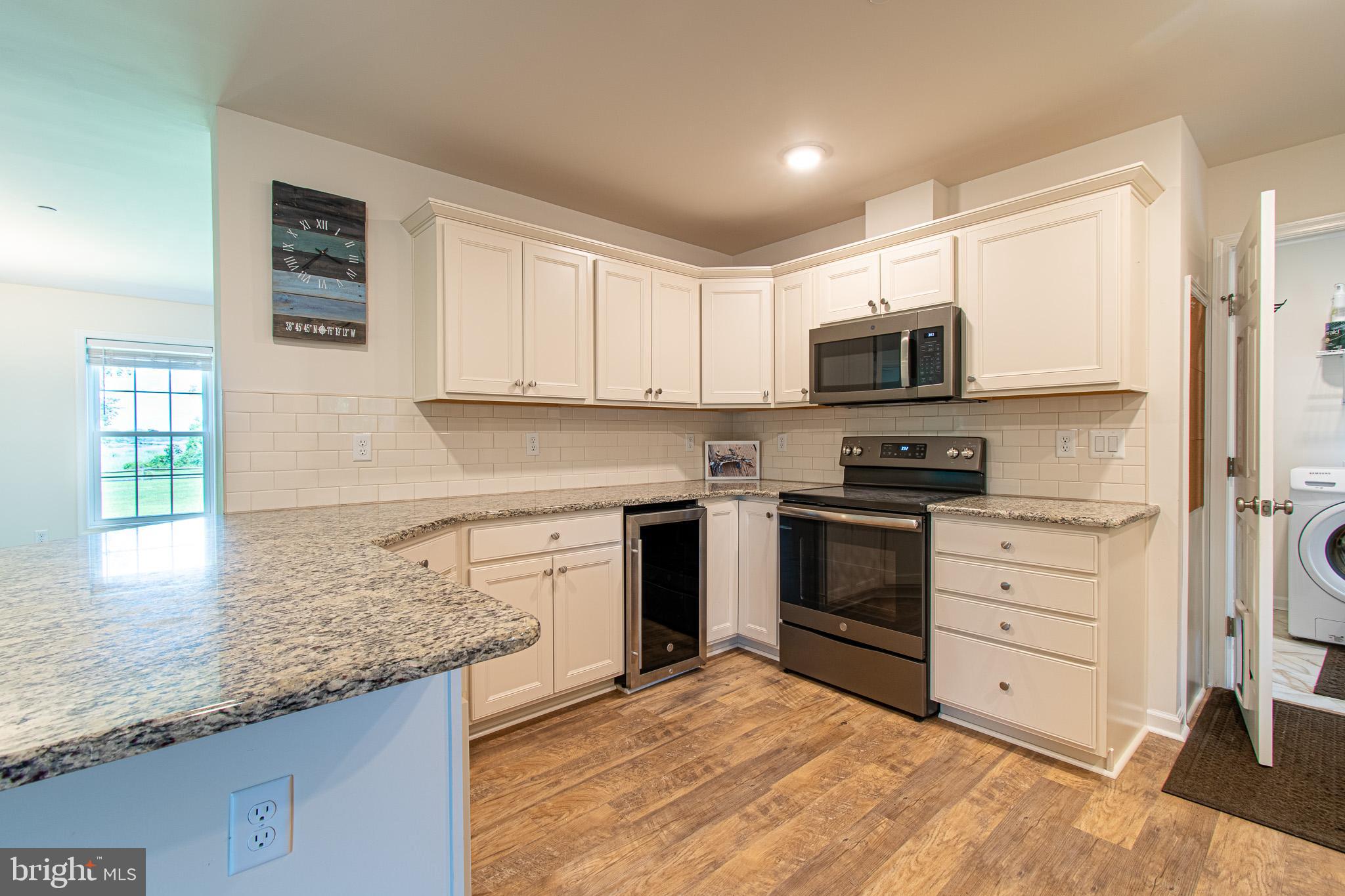 SHERWOOD LANDING - Residential