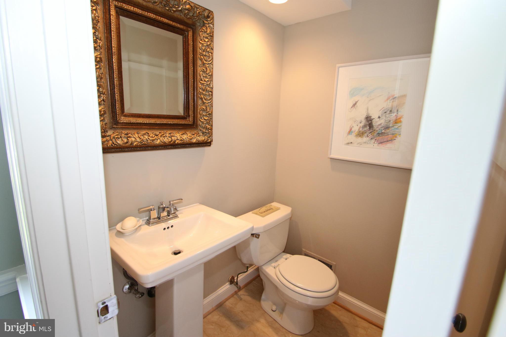 KINGS HUNDRED - Residential