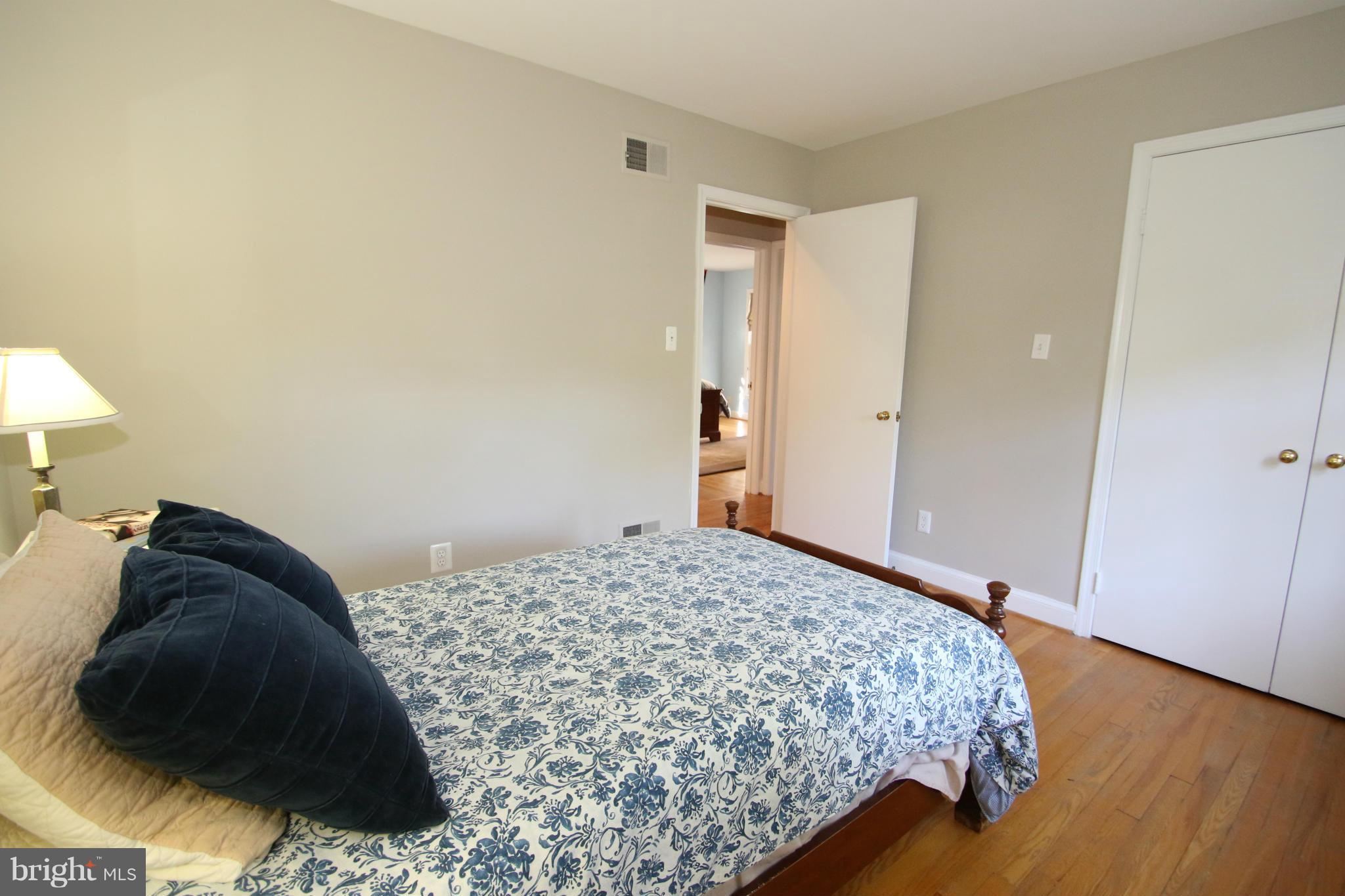 KINGS HUNDRED - Residential