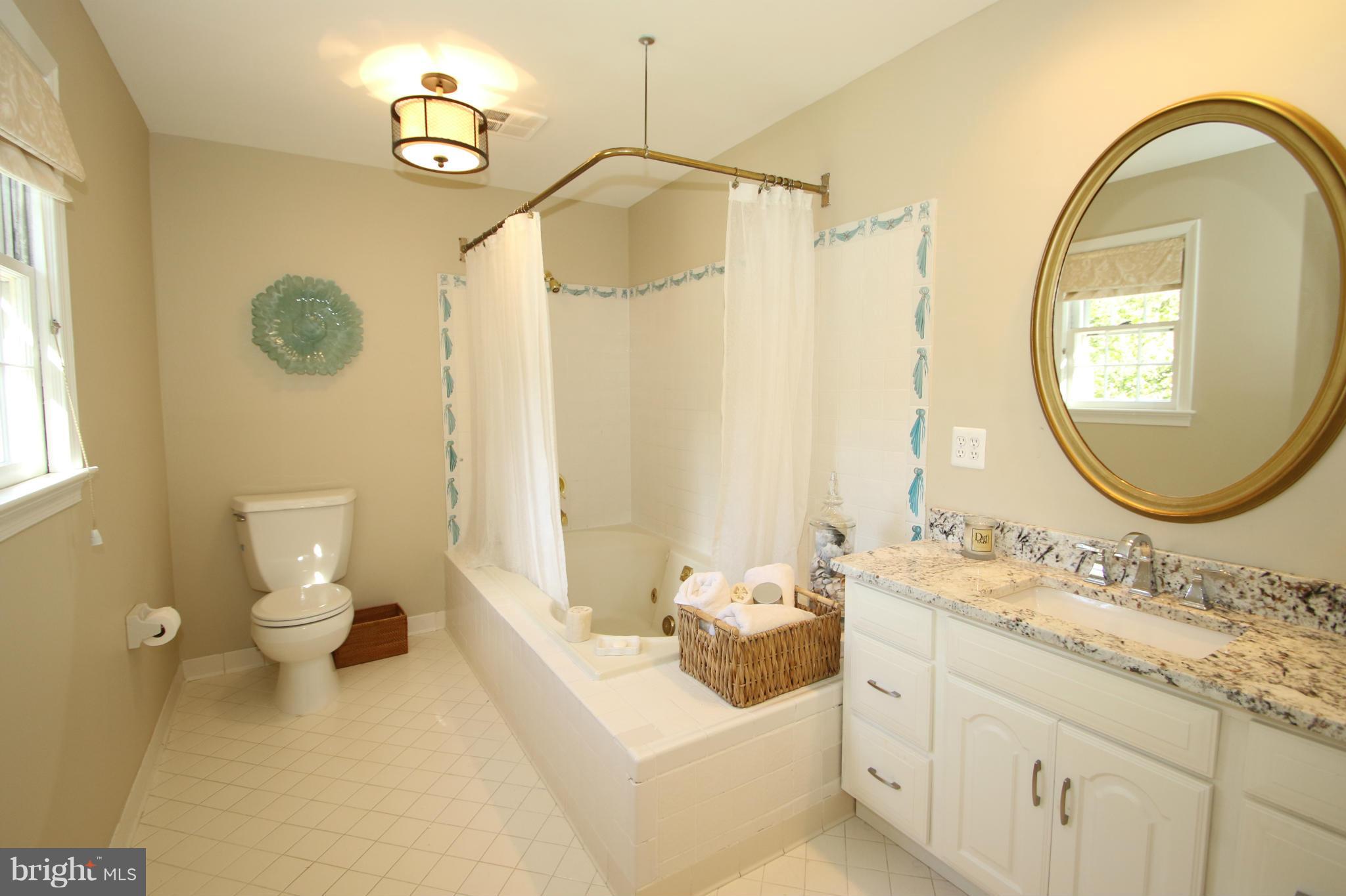 KINGS HUNDRED - Residential