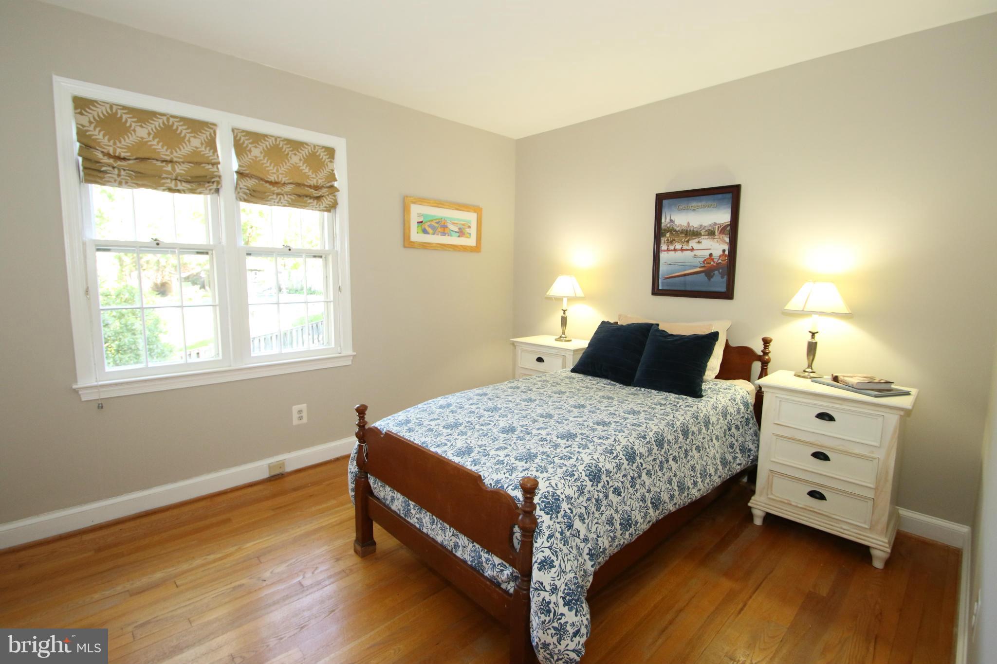 KINGS HUNDRED - Residential