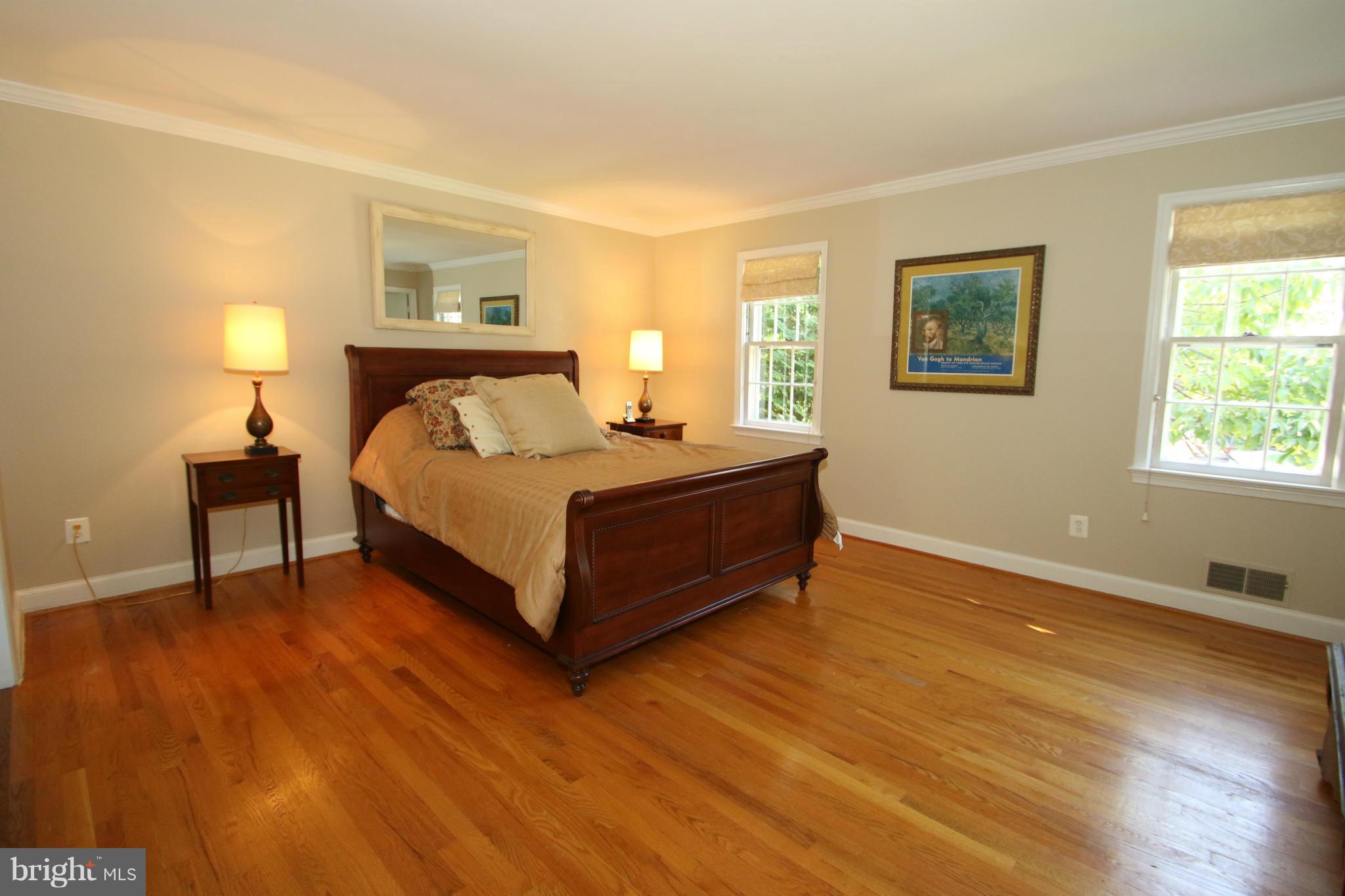 KINGS HUNDRED - Residential