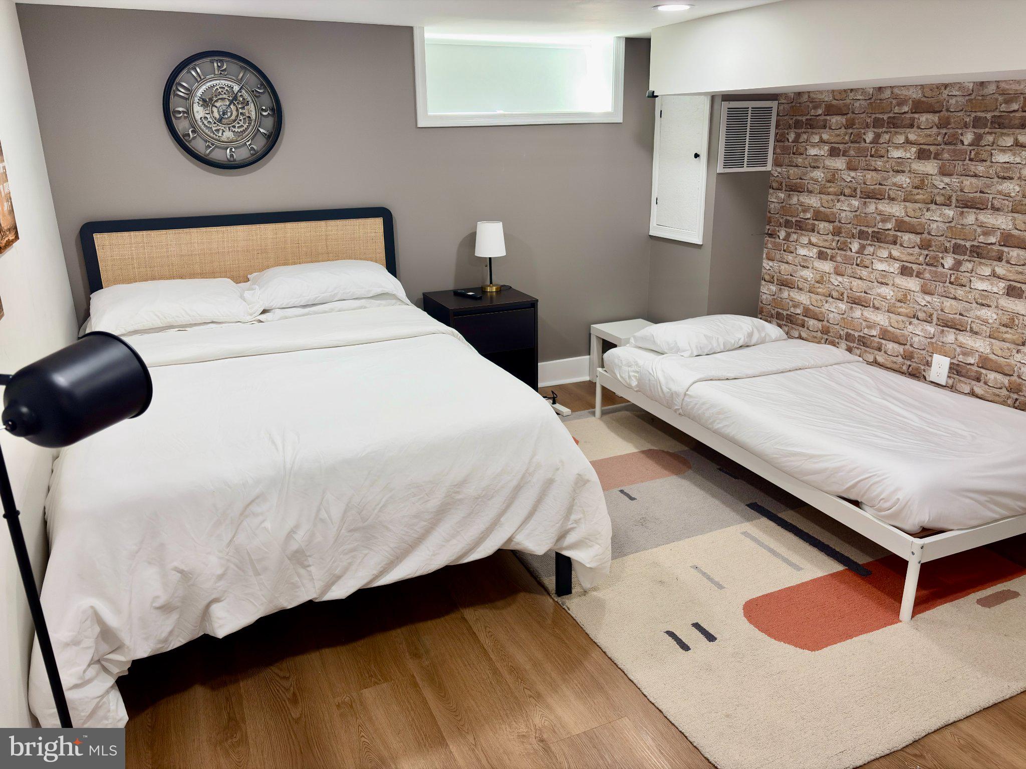 HIGHLANDTOWN - Residential