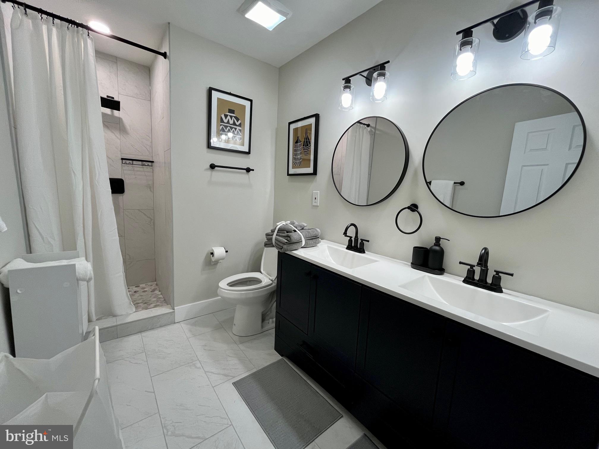 HIGHLANDTOWN - Residential