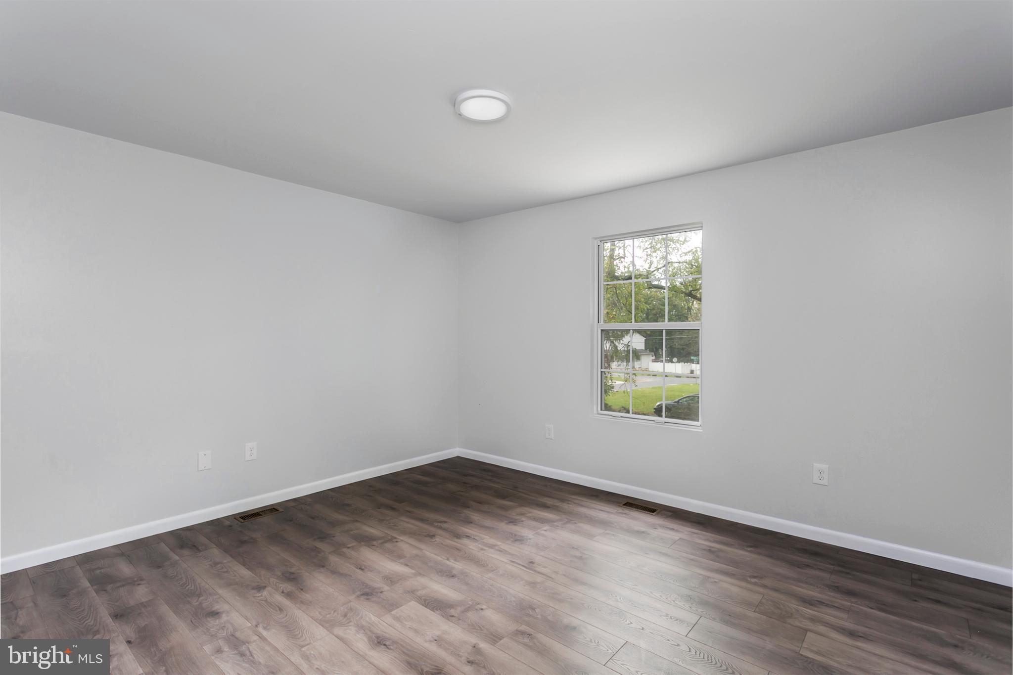 BRIGHTON - Residential