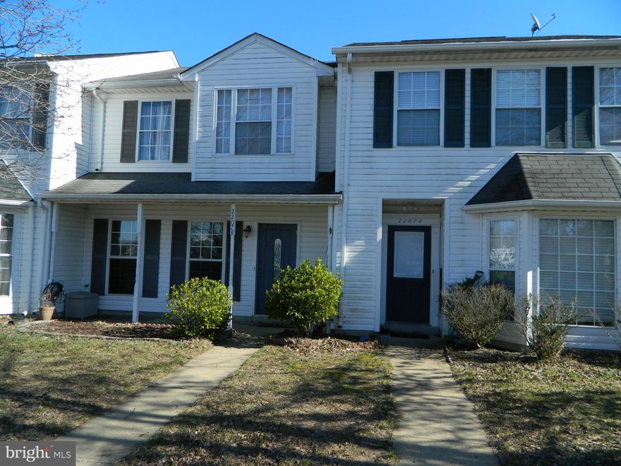 Lovely 2 story townhouse w/3 bedrooms, 2 1/2 bathrooms is ready for a new owner.  The kitchen has granite counter tops, new tile back splash, new stove, wood floors in the breakfast nook.  Separate dining and living rooms New carpet!!!  Partially fenced yard.  Close to schools, shopping and base.  Call for an appointment today.