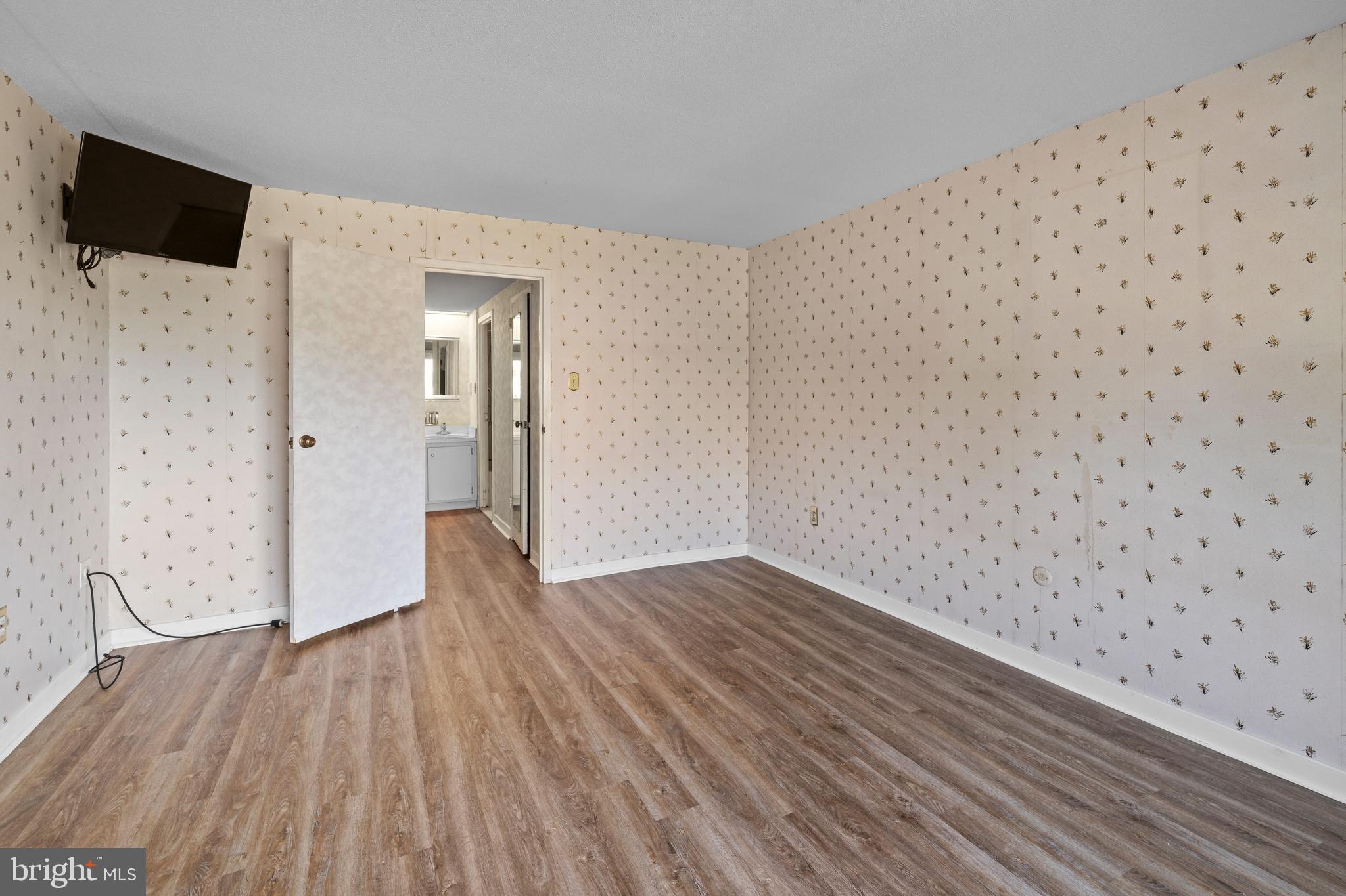 BEAVER HILL - Residential