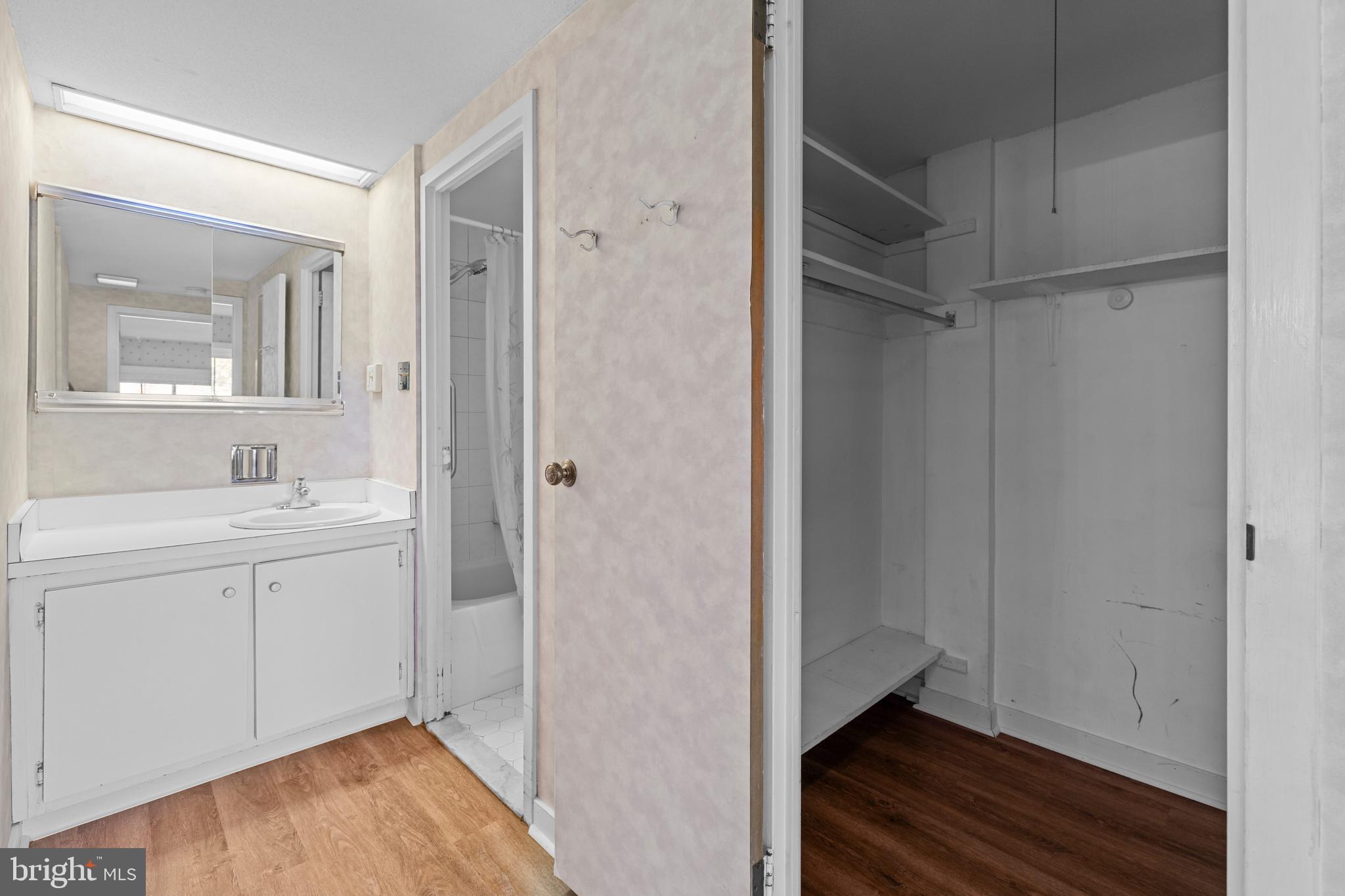 BEAVER HILL - Residential