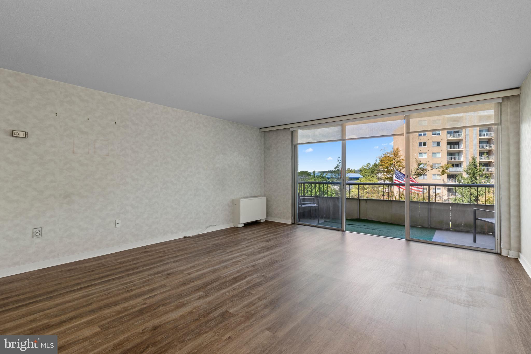 BEAVER HILL - Residential