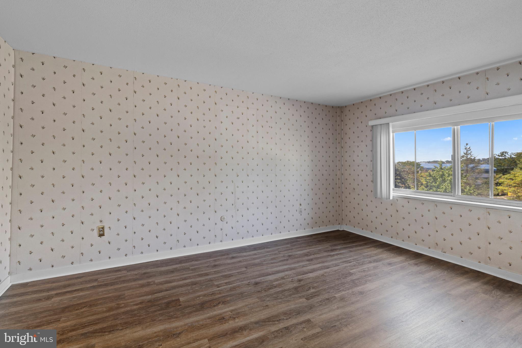 BEAVER HILL - Residential