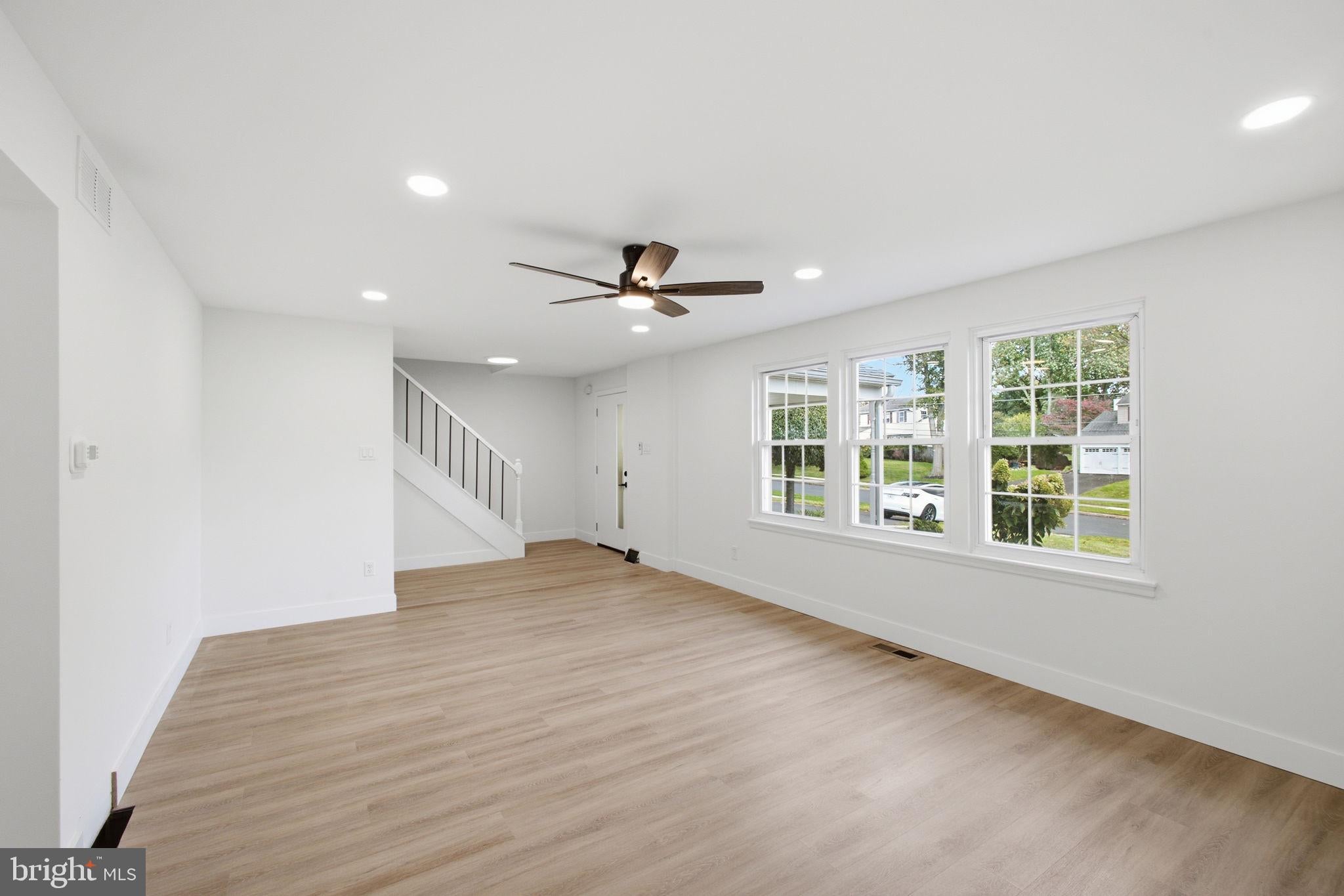 2241 BLACKHORSE DRIVE