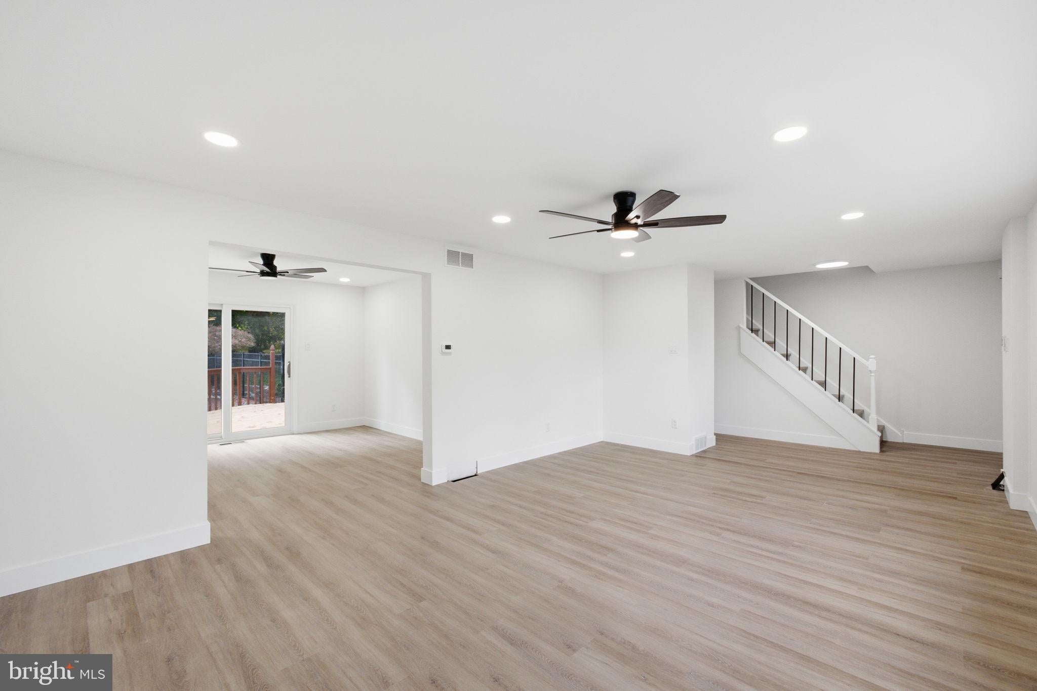 2241 BLACKHORSE DRIVE