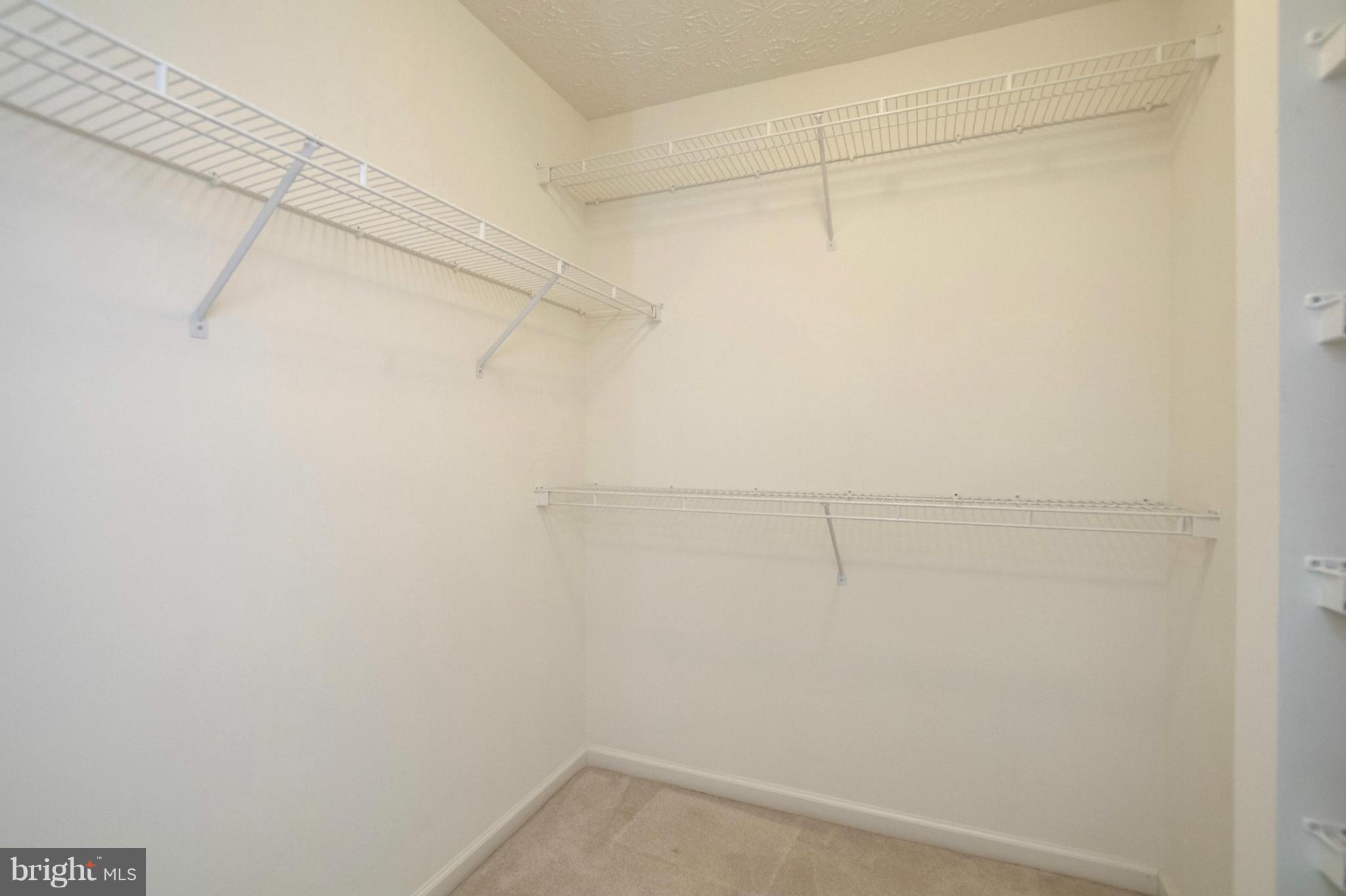 JONATHANS LANDING - Residential