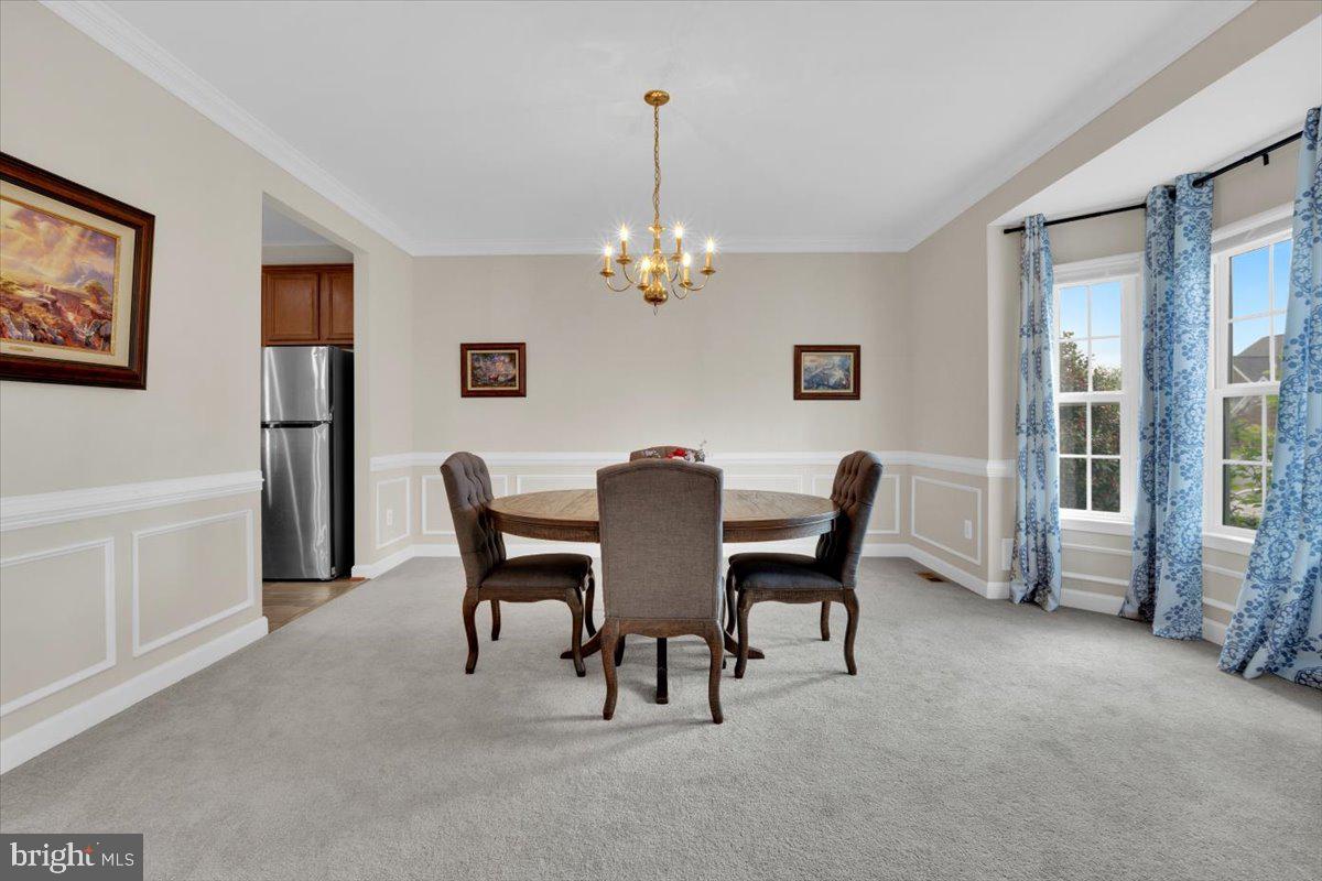 LEE'S CROSSING - Residential Lease