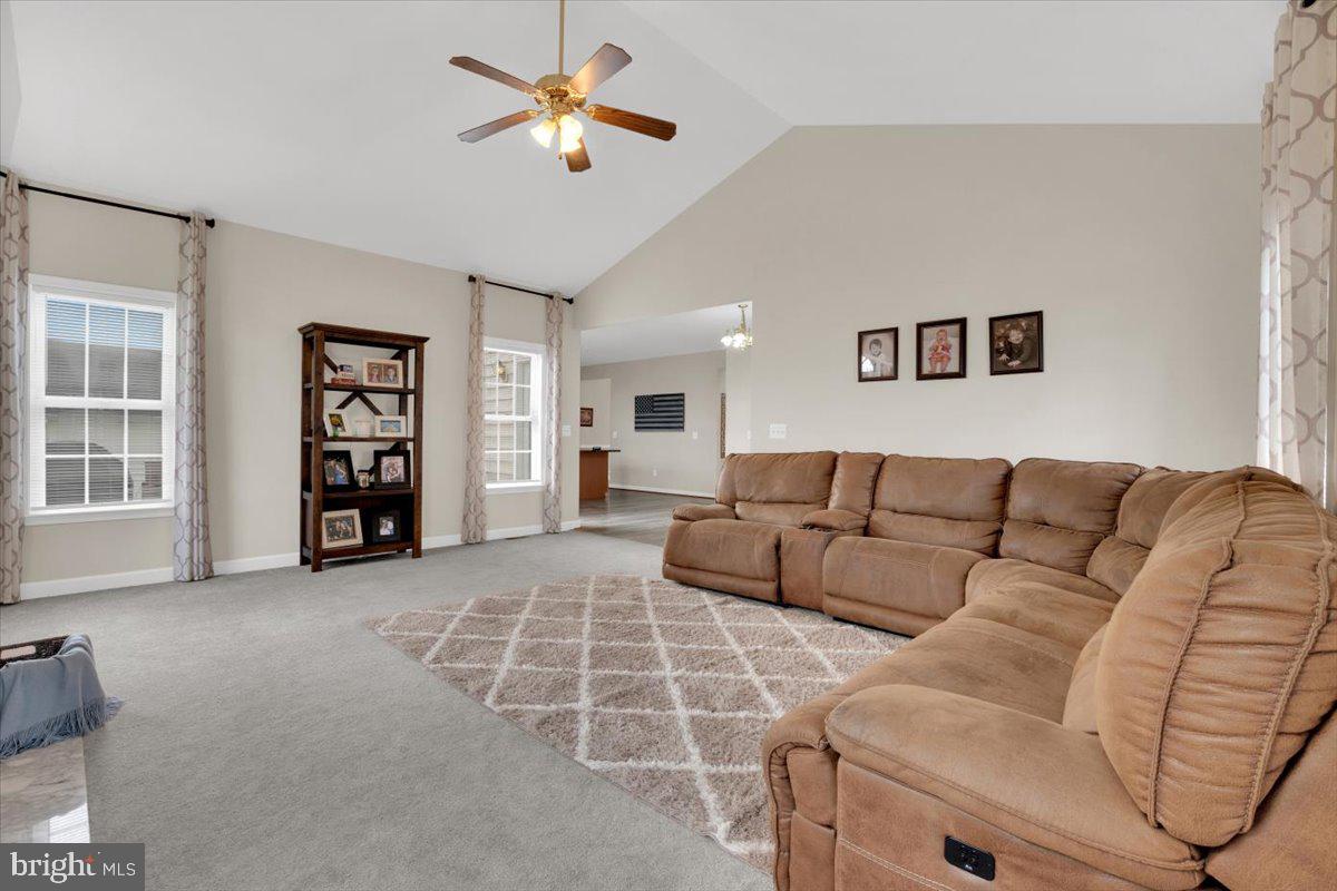 LEE'S CROSSING - Residential Lease