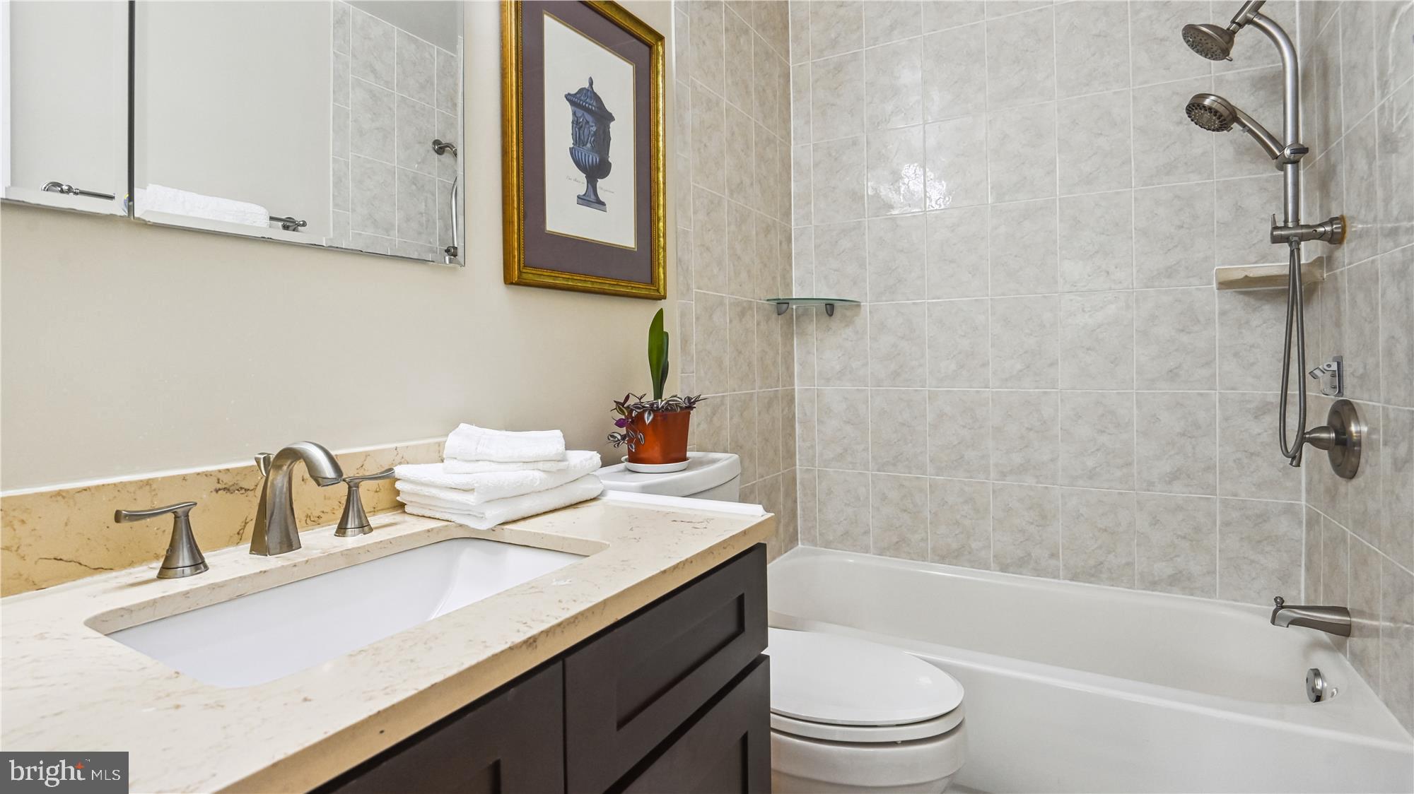 BEL PRE WOODS - Residential