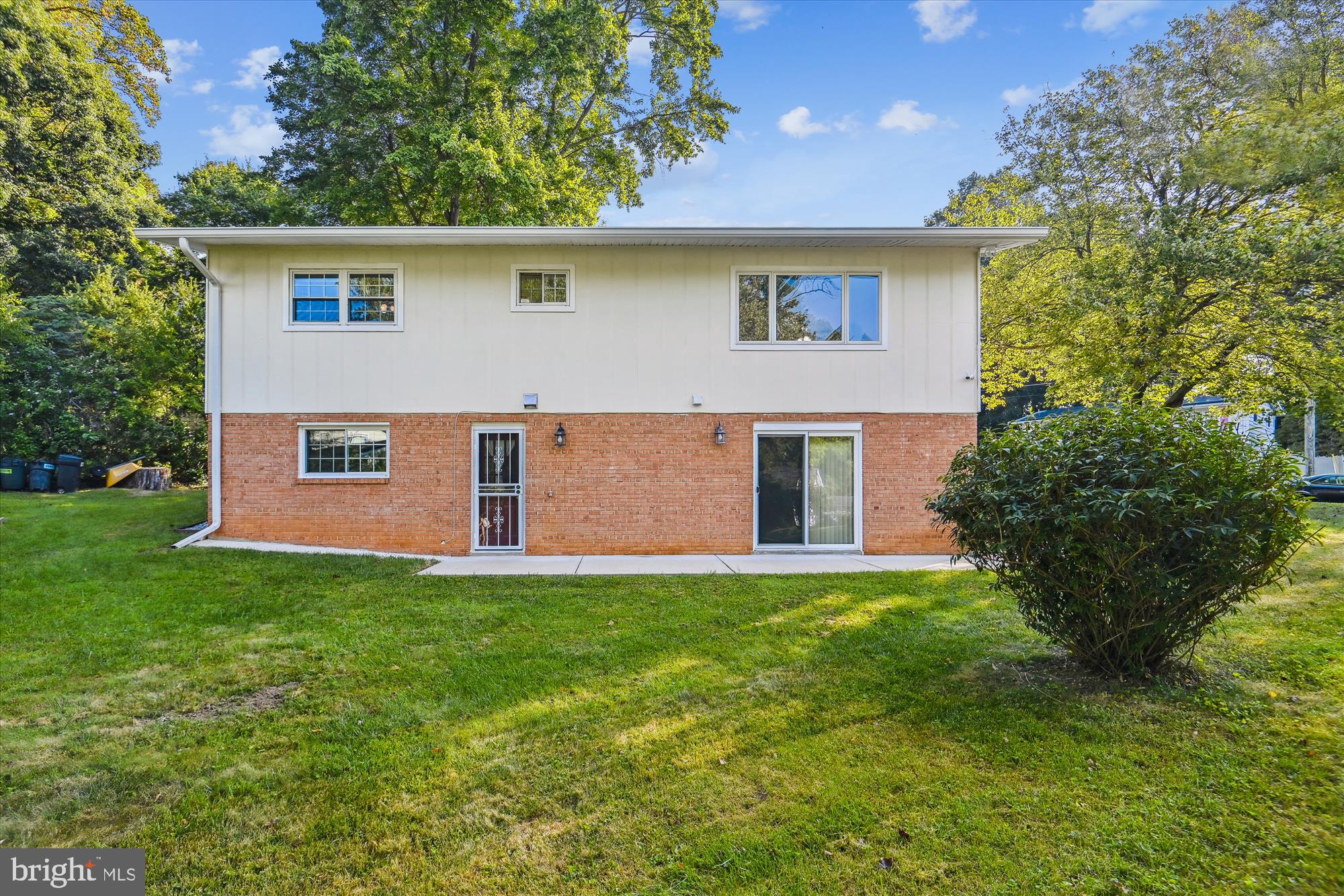 BEL PRE WOODS - Residential