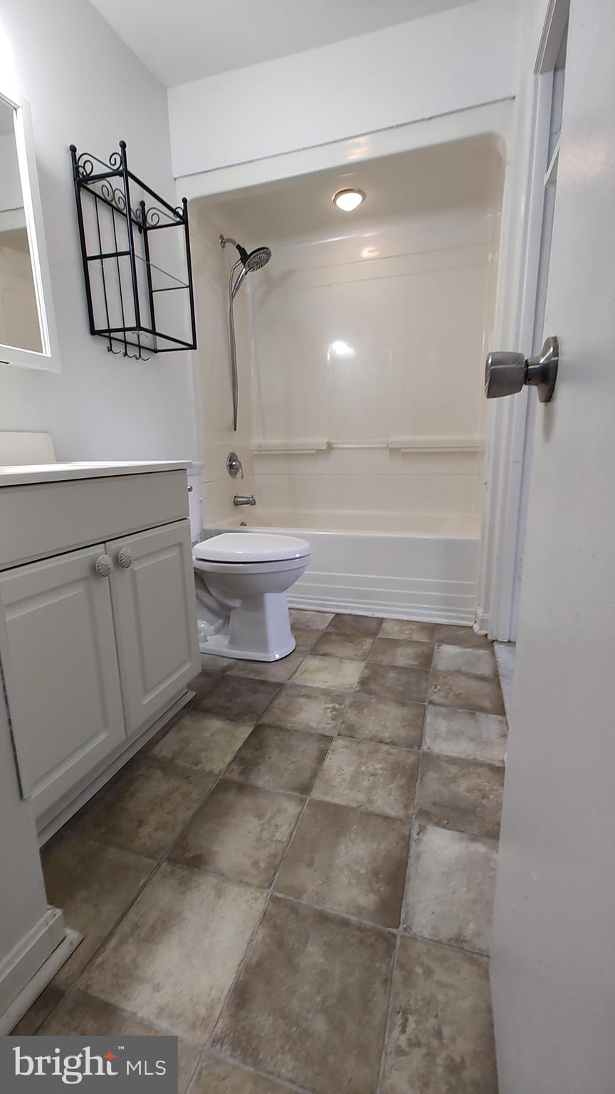 HAZELWOOD VILLAGE - Residential Lease