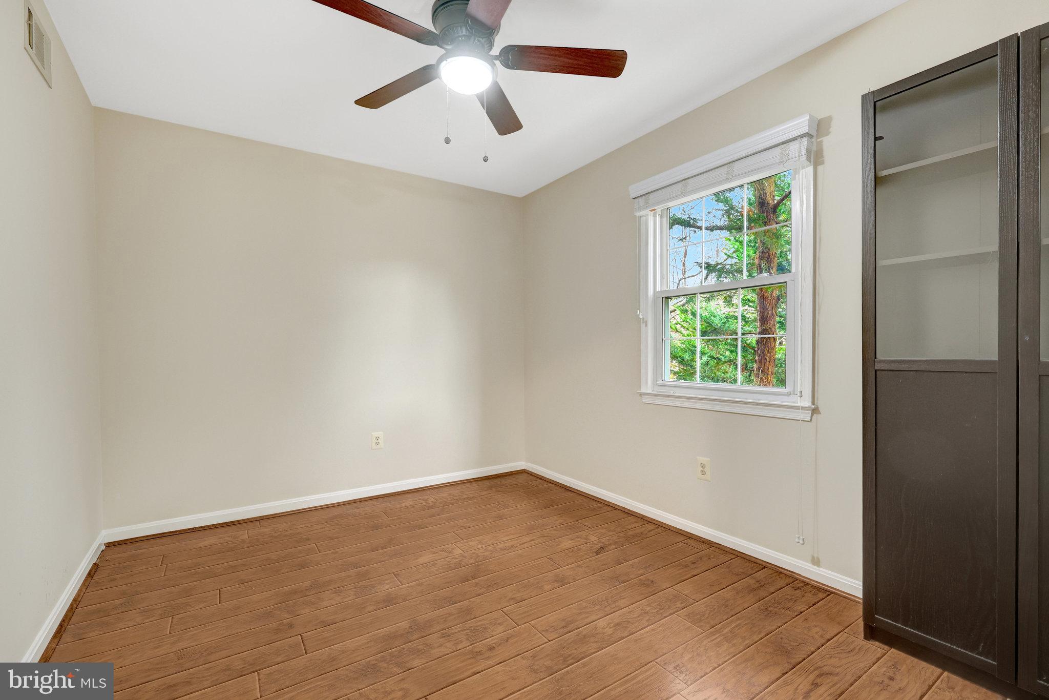 PINECREST HEIGHTS - Residential