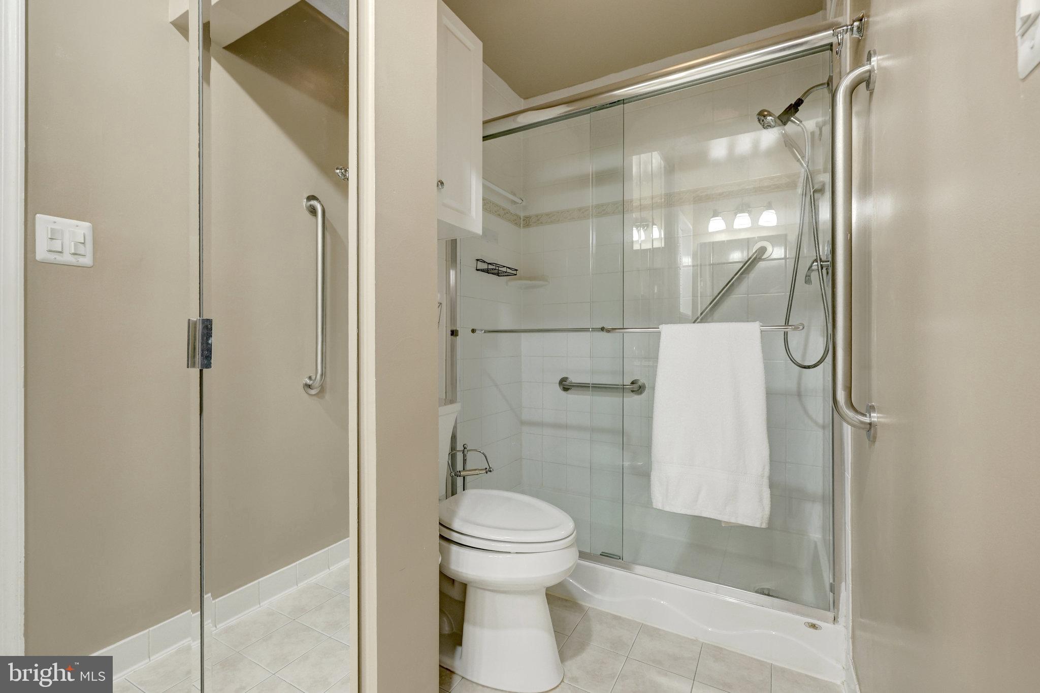 PINECREST HEIGHTS - Residential