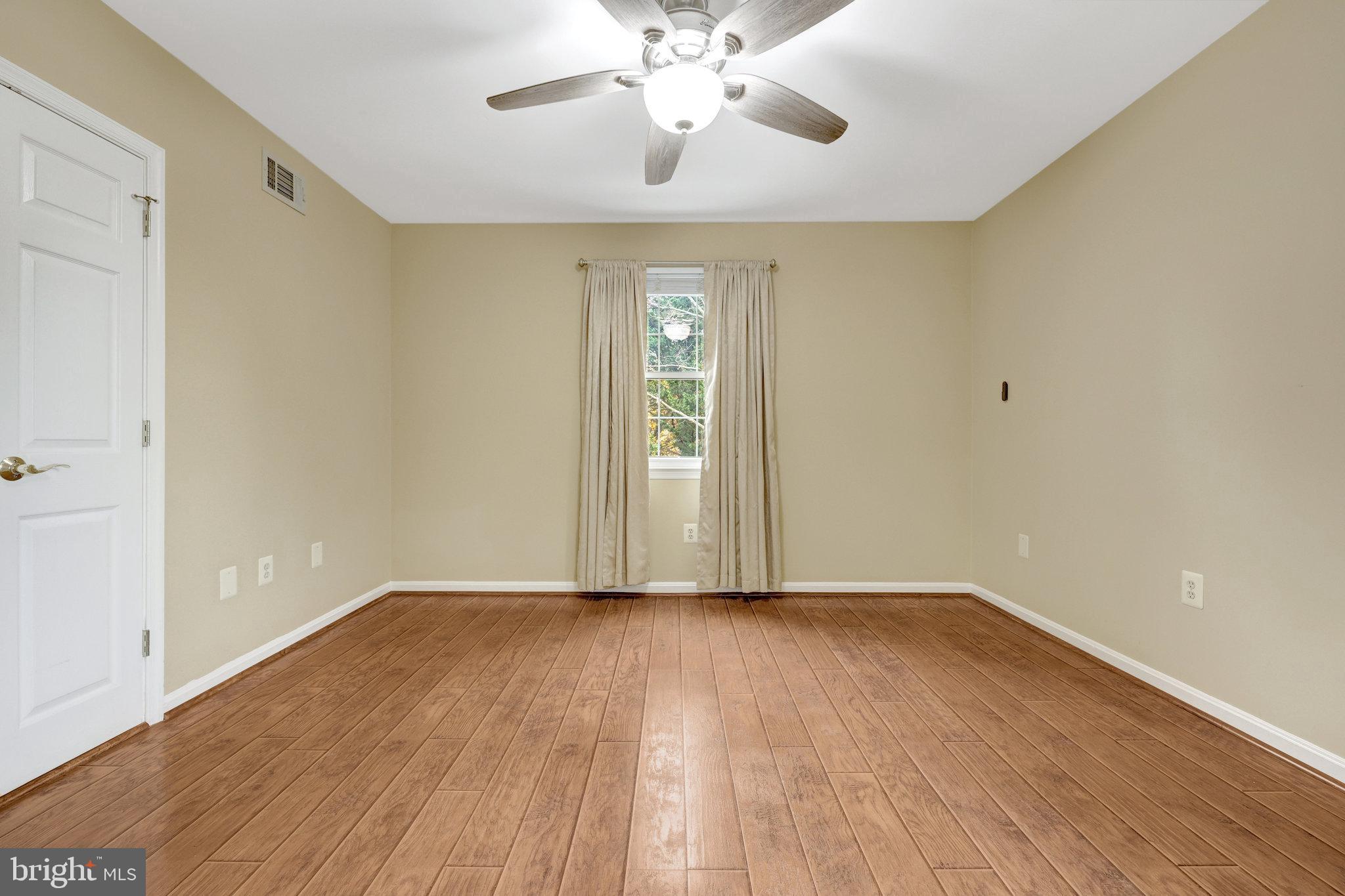 PINECREST HEIGHTS - Residential