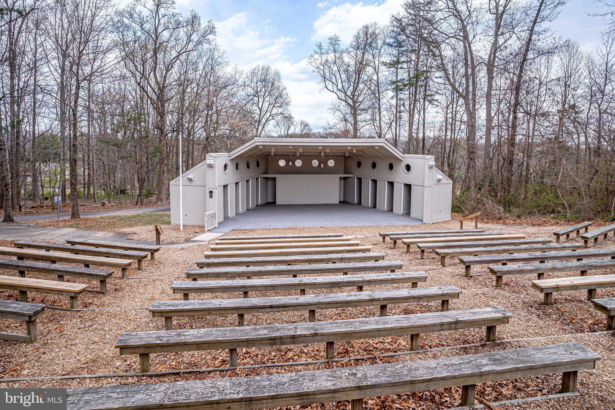 PINECREST HEIGHTS - Residential