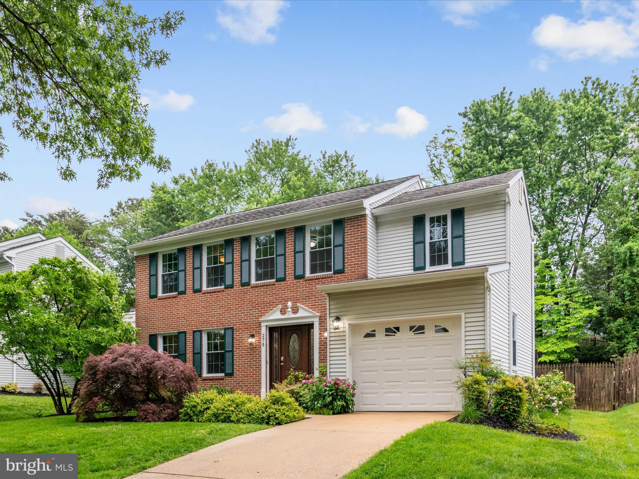 275 TOLSTOY LANE