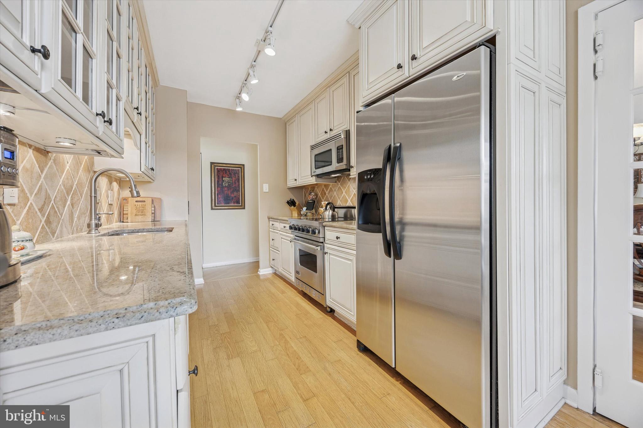 TRIANON - Residential