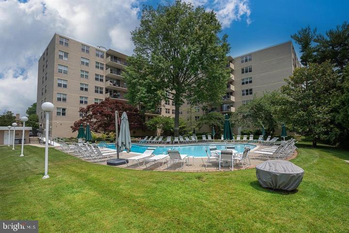 TRIANON - Residential