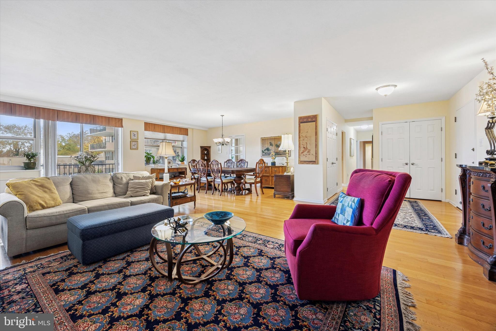 TRIANON - Residential