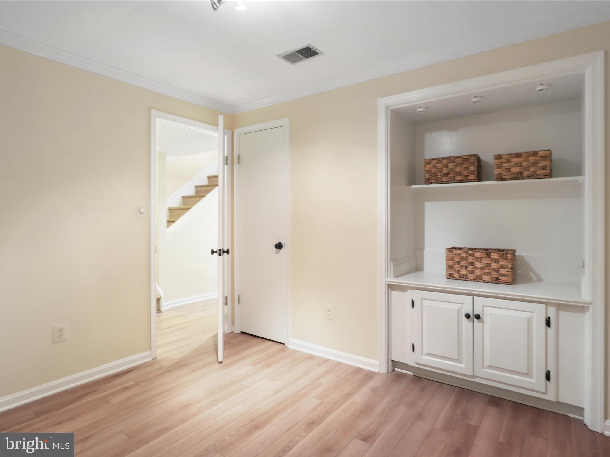 WINDGATE II - Residential
