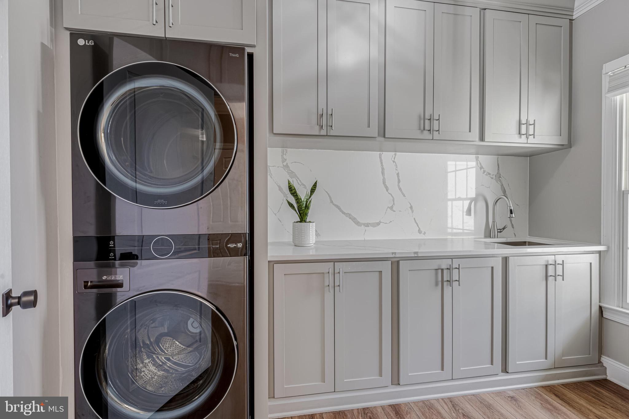 WATERFORD - Residential