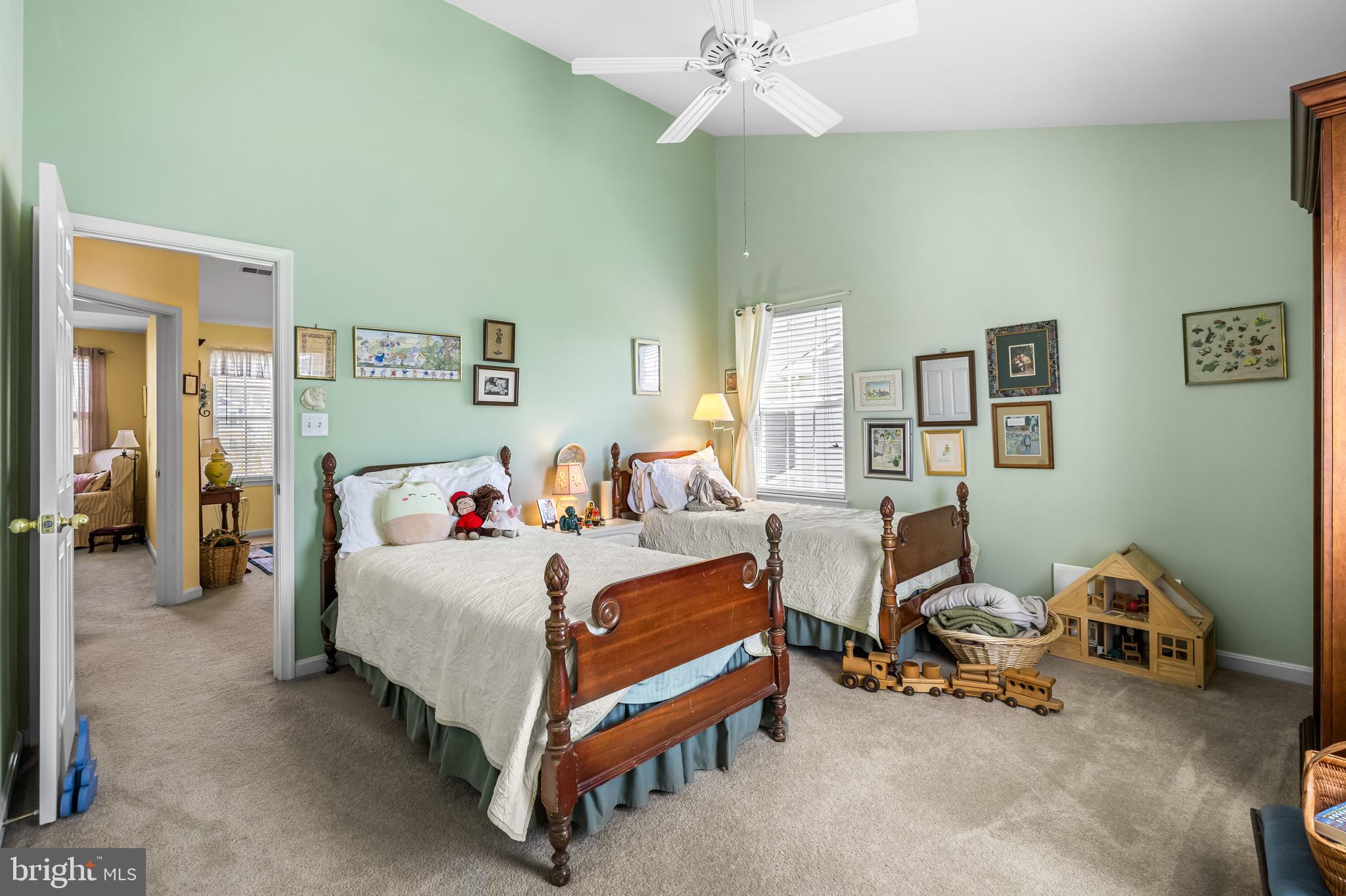 HOPEWELL POINTE - Residential