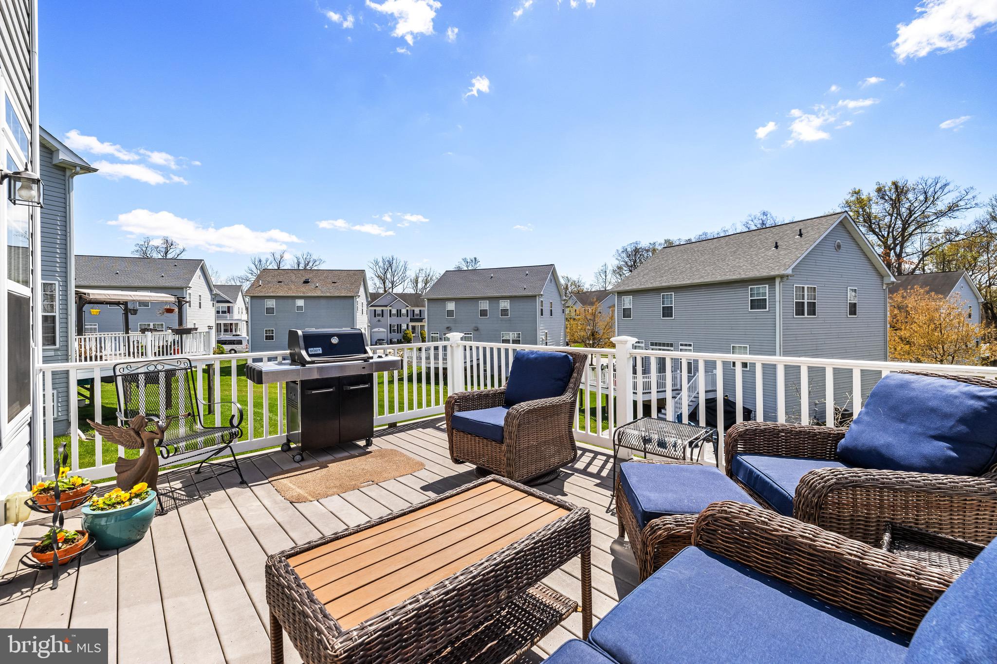 HOPEWELL POINTE - Residential